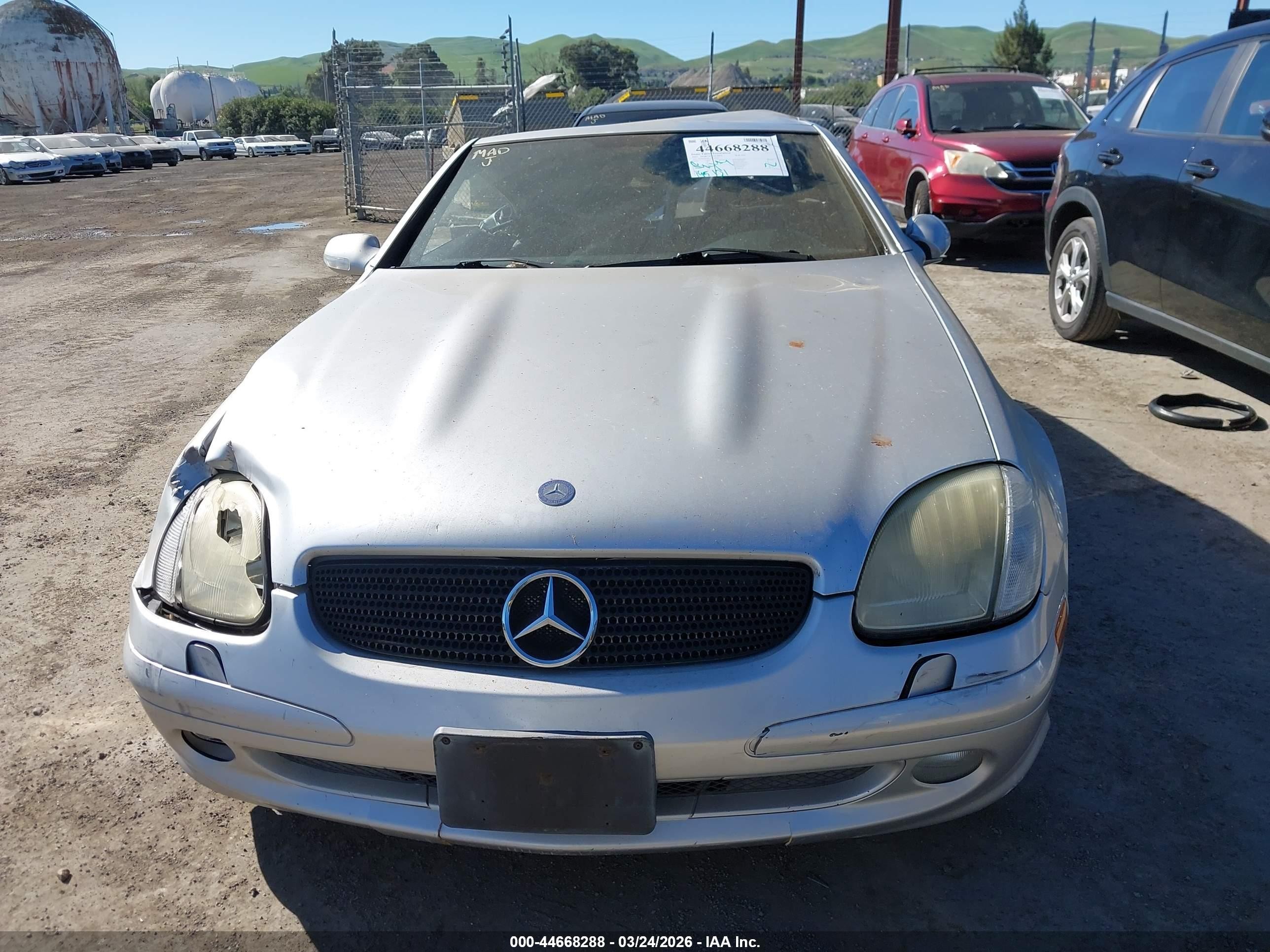 2001 Mercedes-benz Slk 230 Kompressor Silver vin: WDBKK49F11F224733