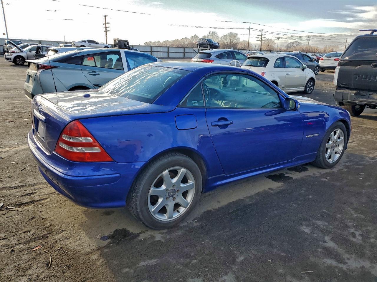 2001 Mercedes-benz Slk 230 Kompressor Blue vin: WDBKK49F21F206581