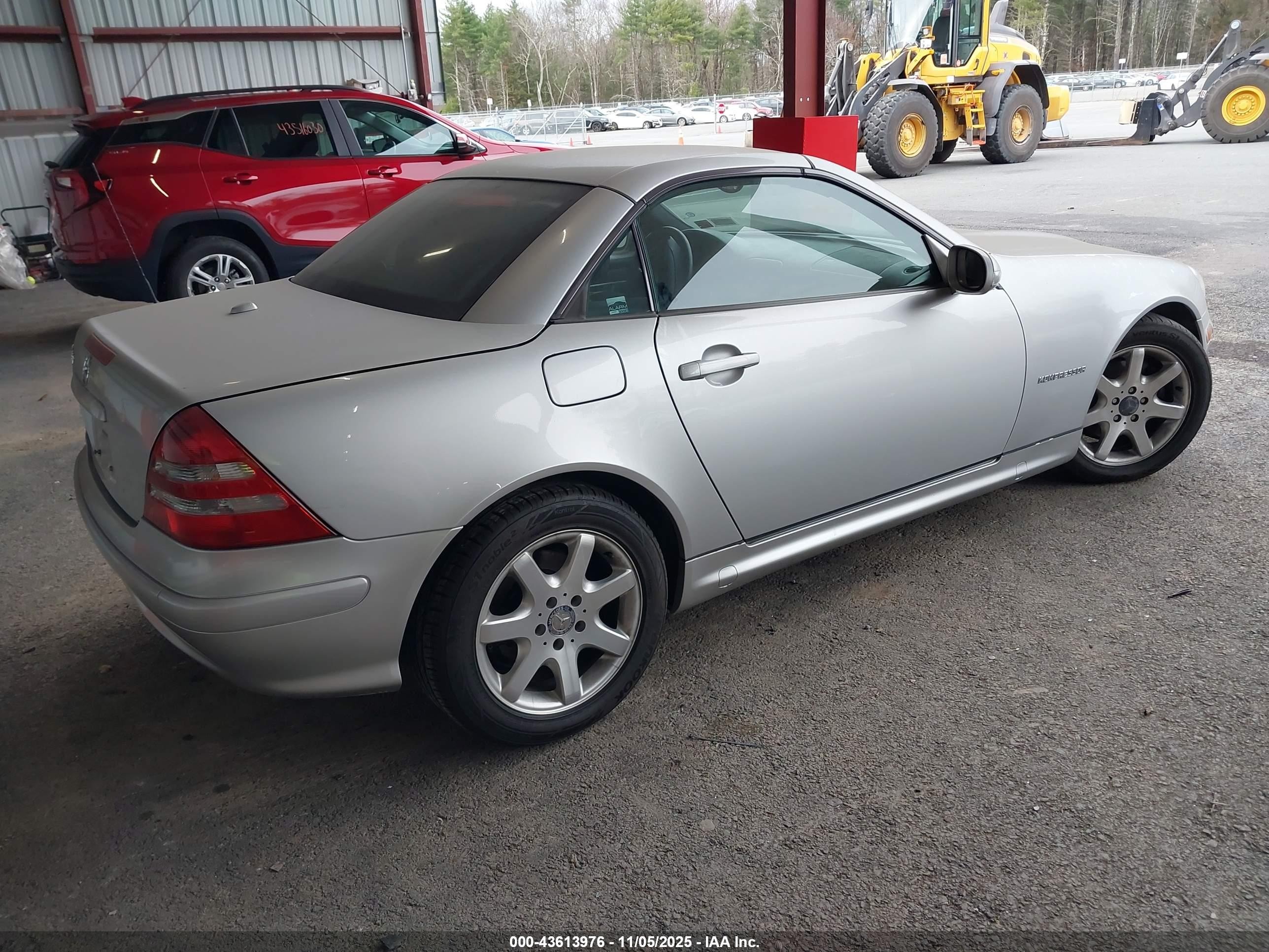 2001 Mercedes-benz Slk 230 Kompressor Silver vin: WDBKK49F21F214504