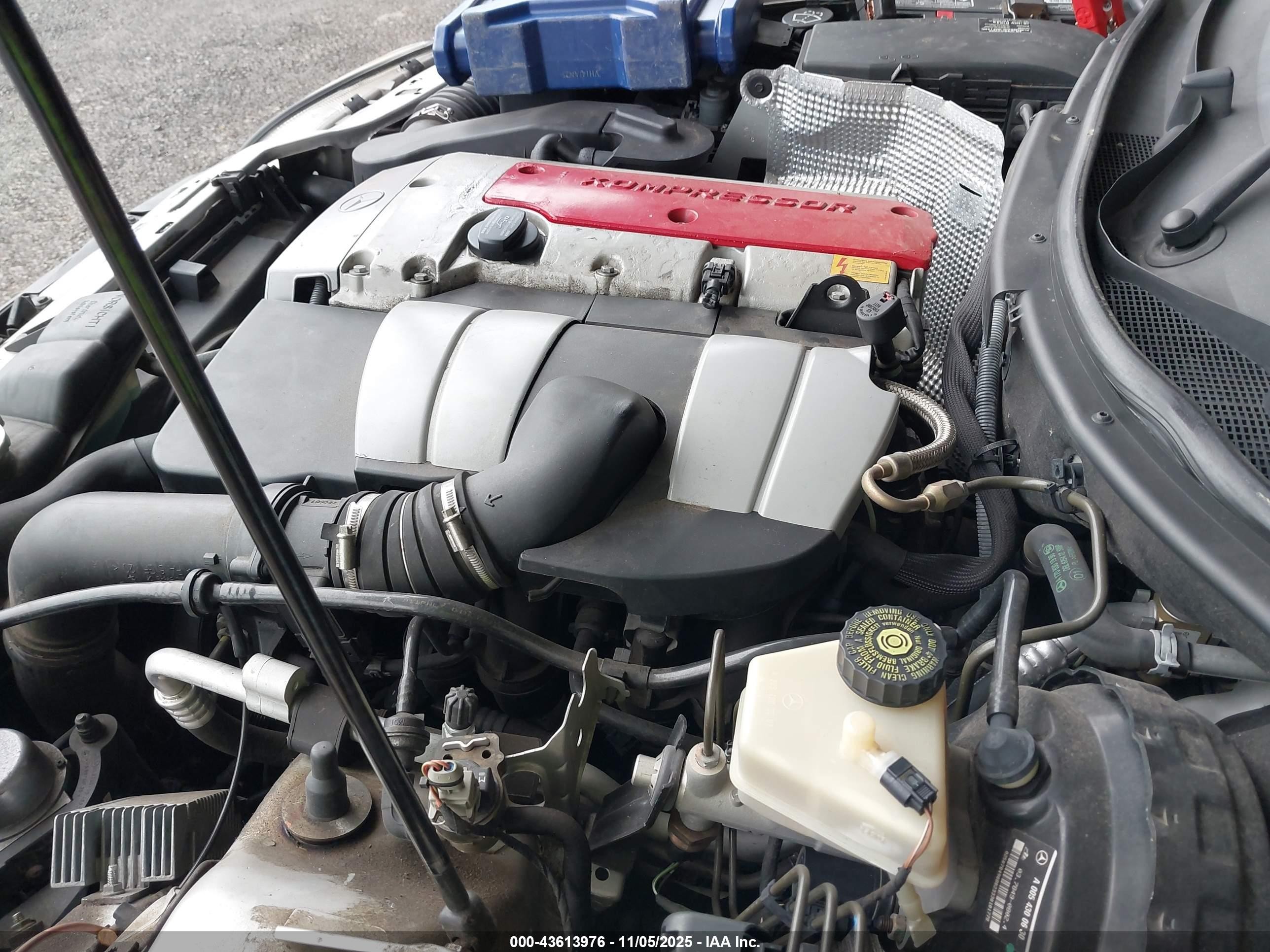 2001 Mercedes-benz Slk 230 Kompressor Silver vin: WDBKK49F21F214504