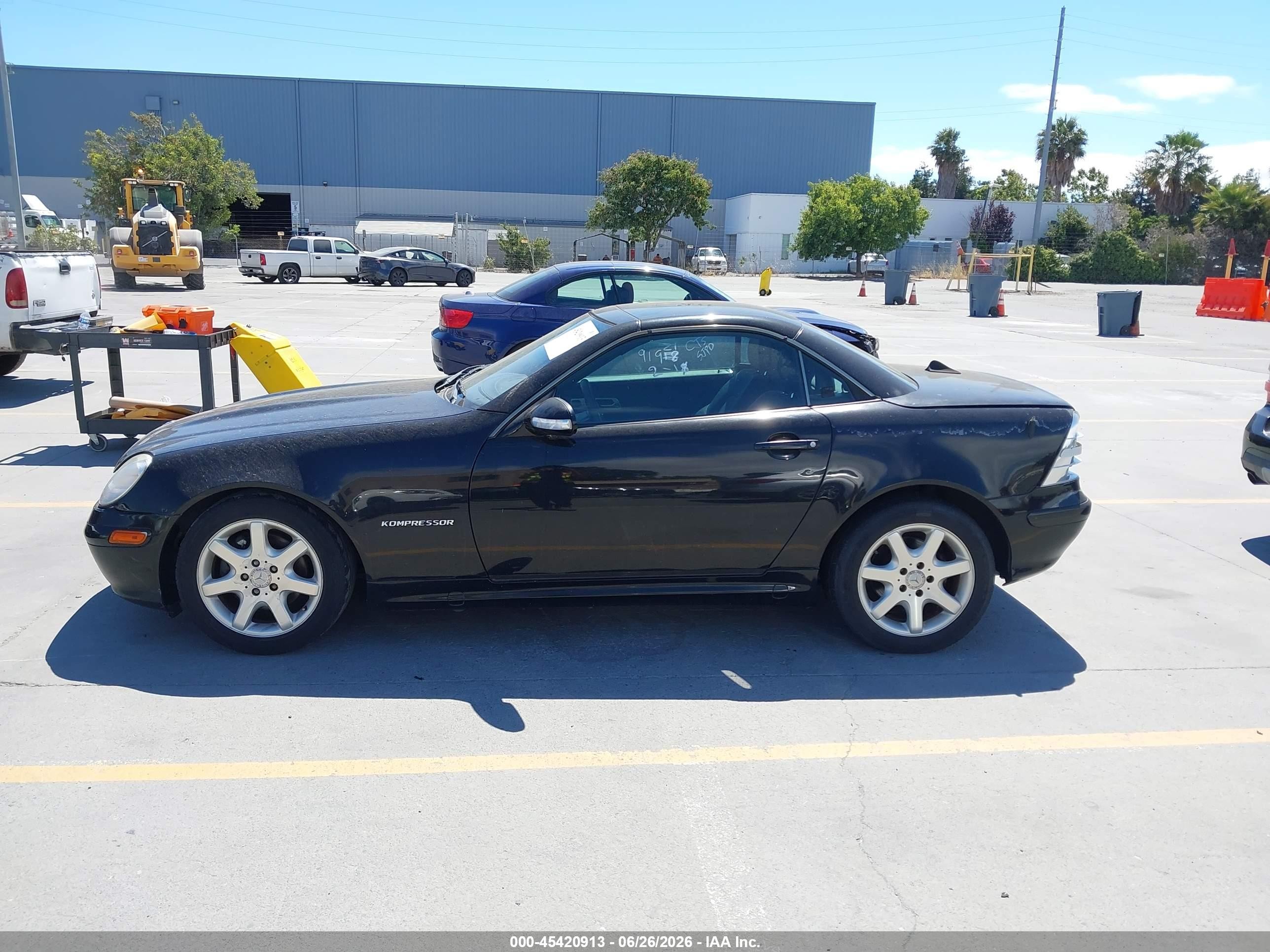 2002 Mercedes-benz Slk 230 Kompressor Black vin: WDBKK49F32F238036