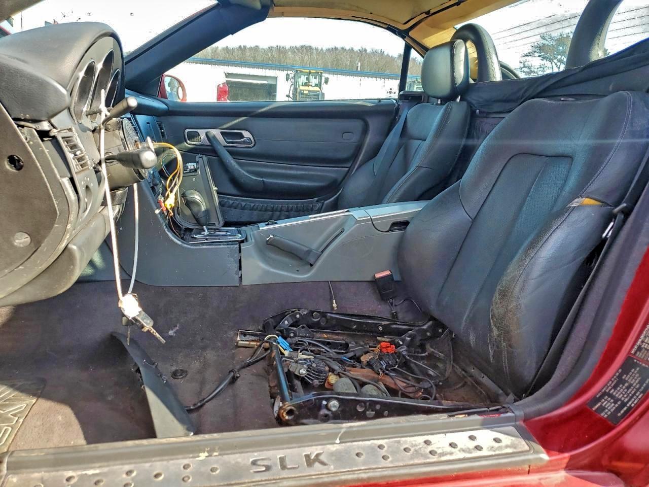 2004 Mercedes-benz Slk Красный vin: WDBKK49F34F302434