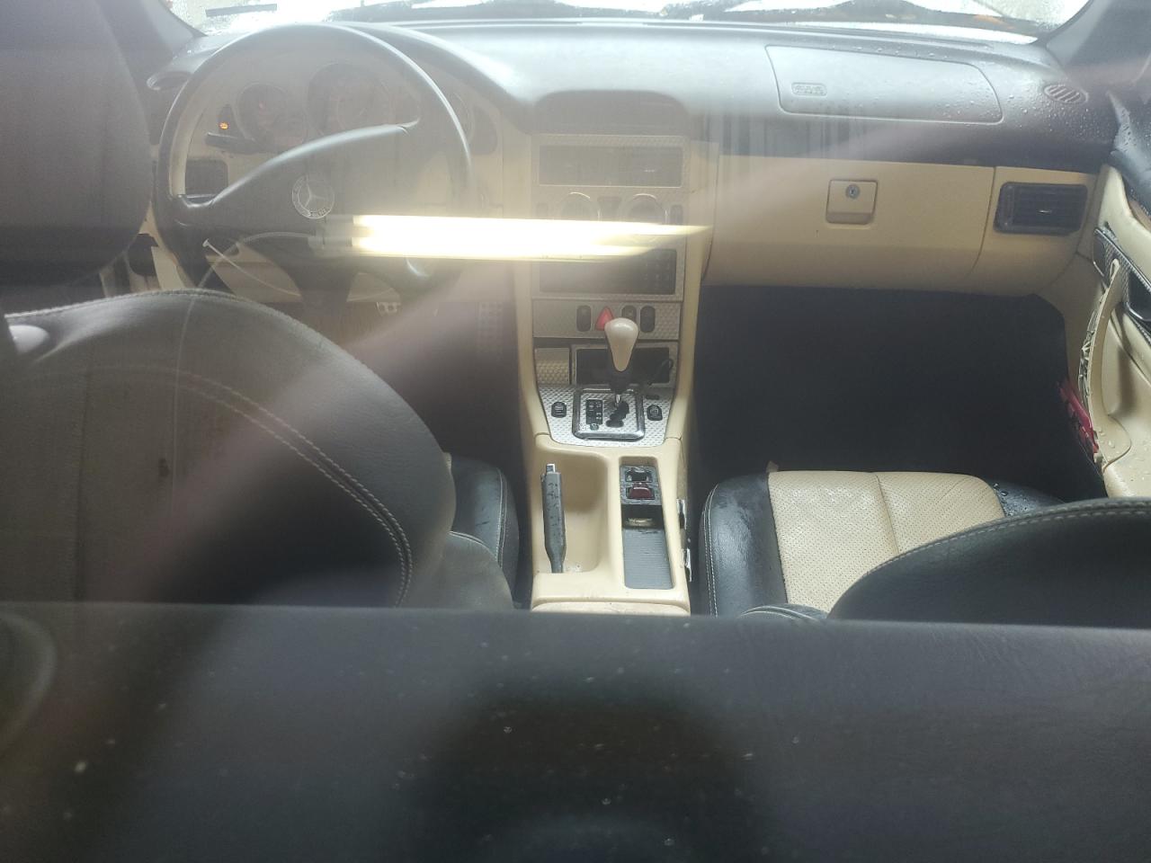 2001 Mercedes-benz Slk 230 Kompressor White vin: WDBKK49F41F184745