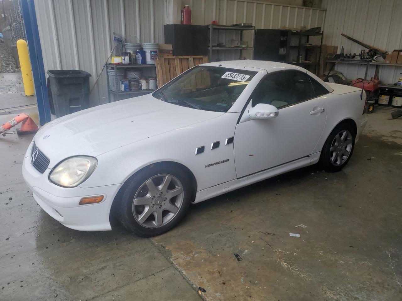 2001 Mercedes-benz Slk 230 Kompressor White vin: WDBKK49F41F184745