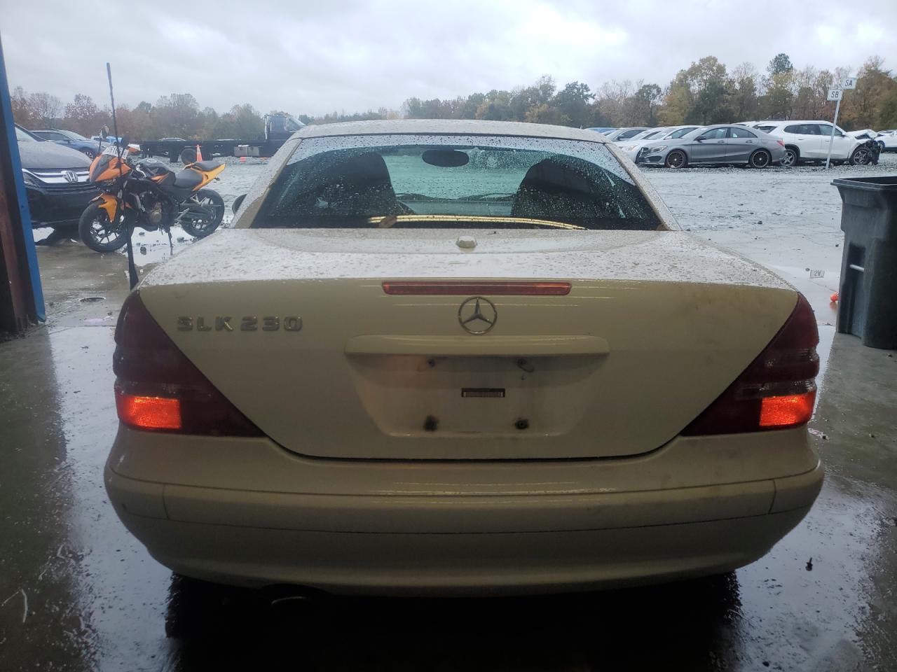 2001 Mercedes-benz Slk 230 Kompressor White vin: WDBKK49F41F184745