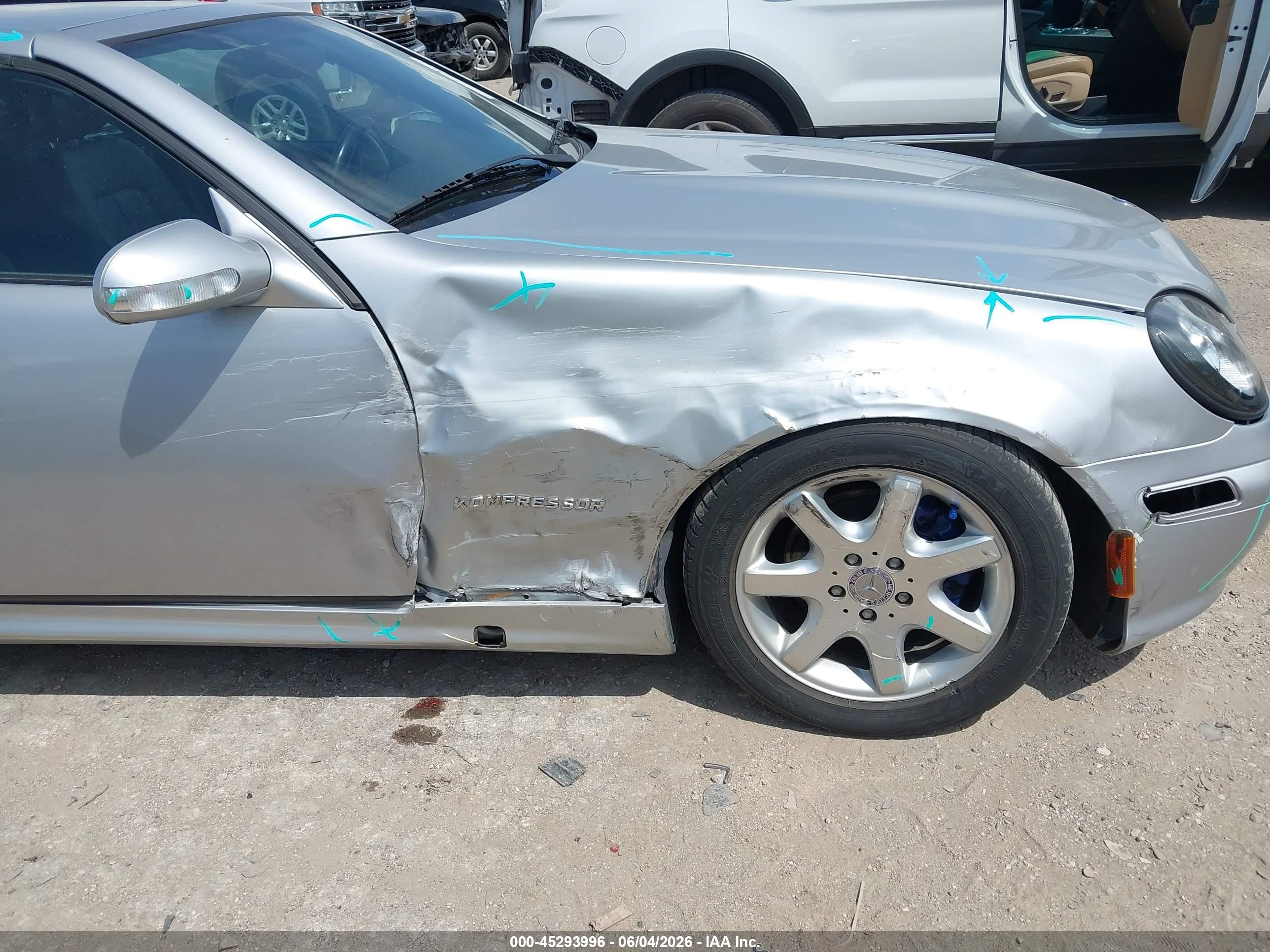 2002 Mercedes-benz Slk 230 Kompressor Silver vin: WDBKK49F42F258943