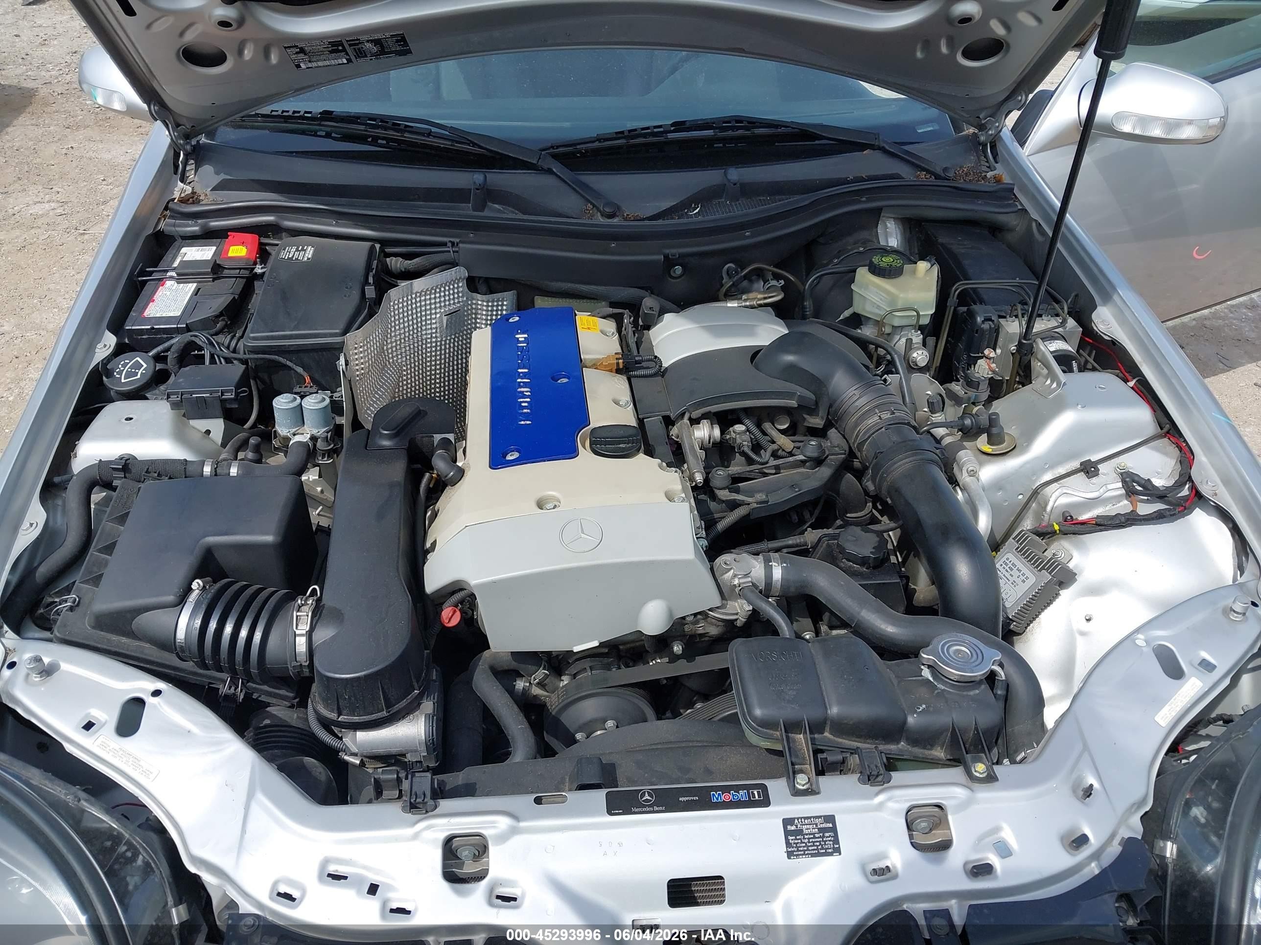 2002 Mercedes-benz Slk 230 Kompressor Silver vin: WDBKK49F42F258943