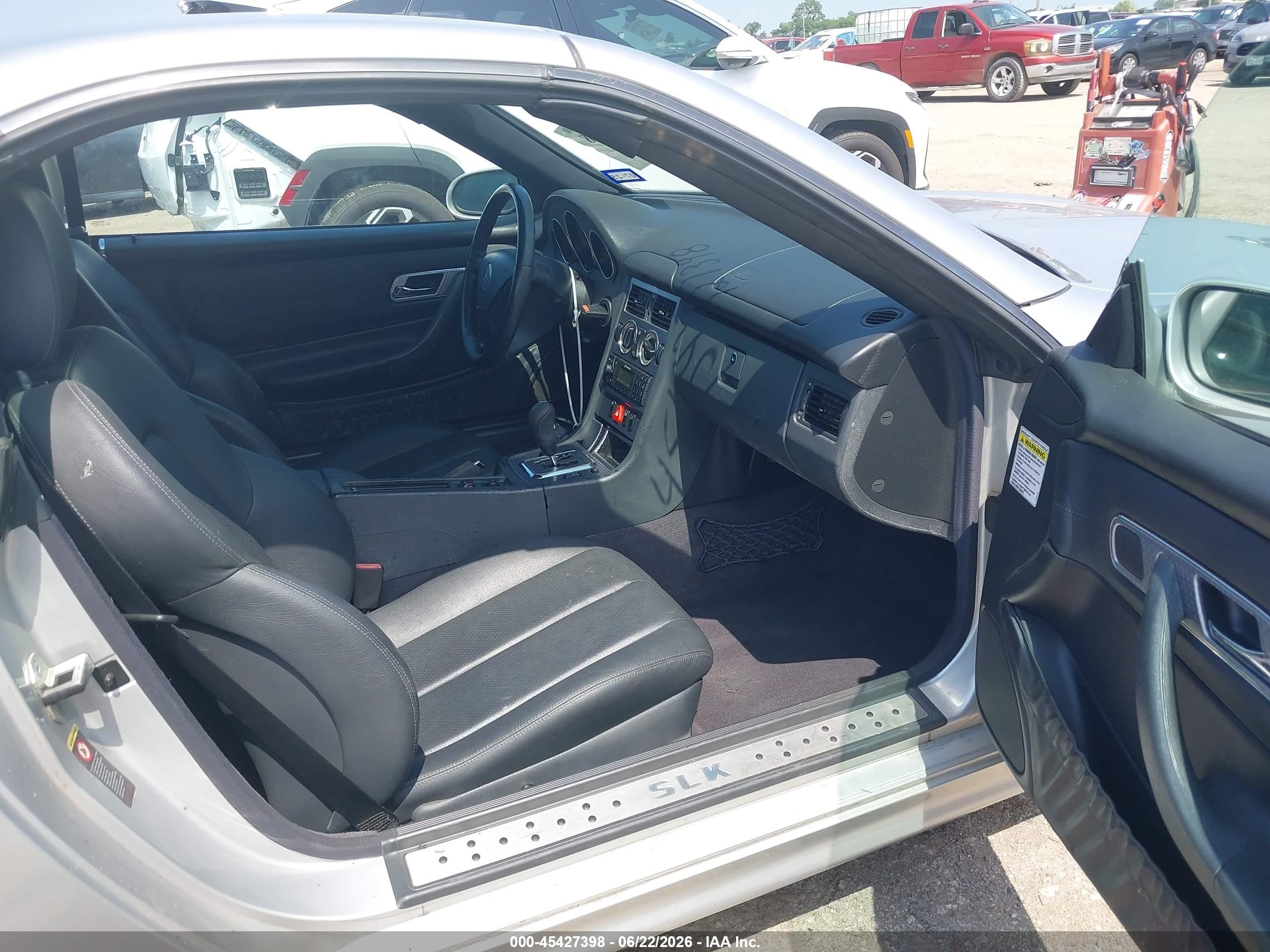 2002 Mercedes-benz Slk 230 Kompressor Silver vin: WDBKK49F52F247627