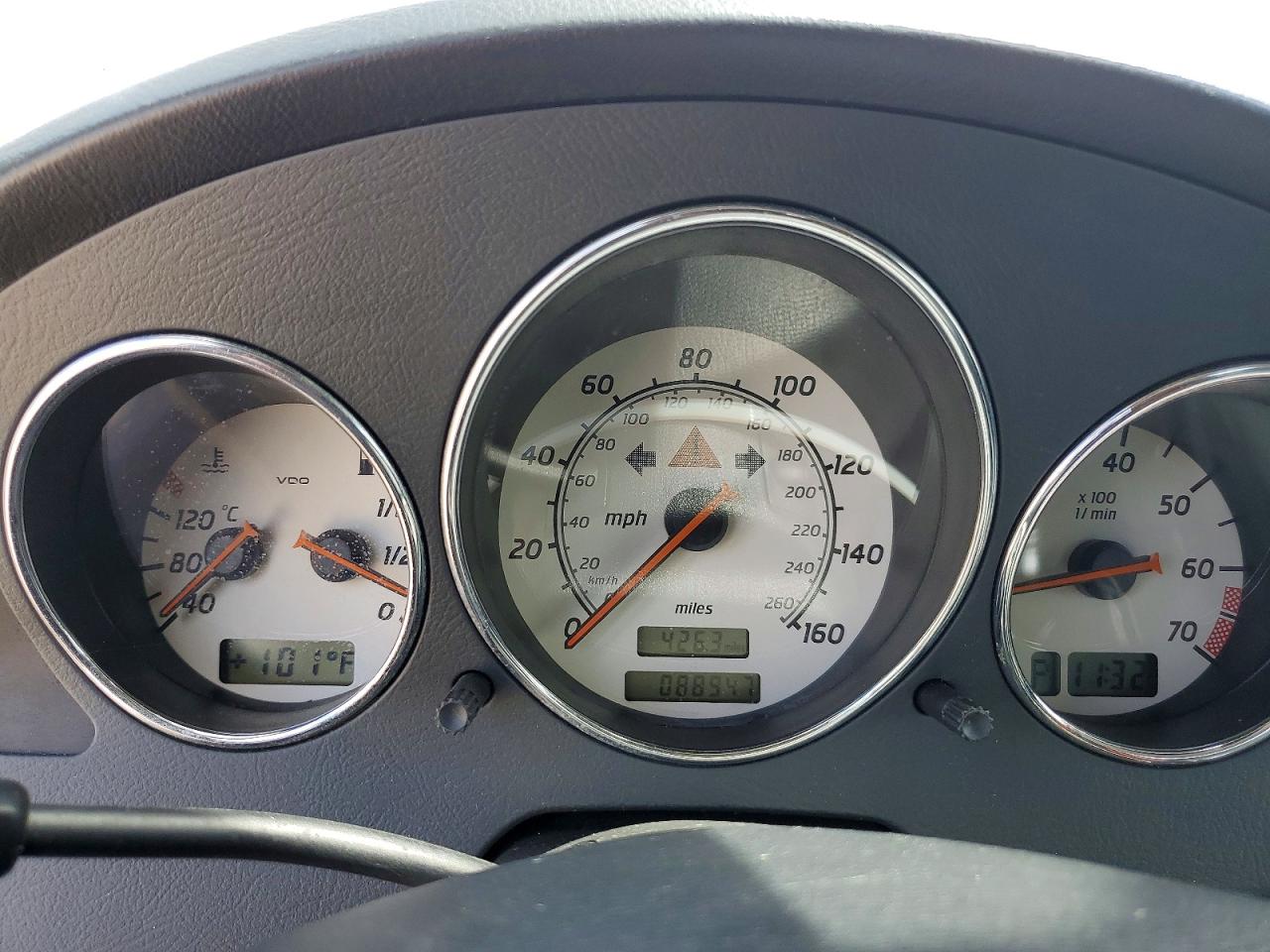 2004 Mercedes-benz Slk 230 Kompressor Red vin: WDBKK49F54F305447