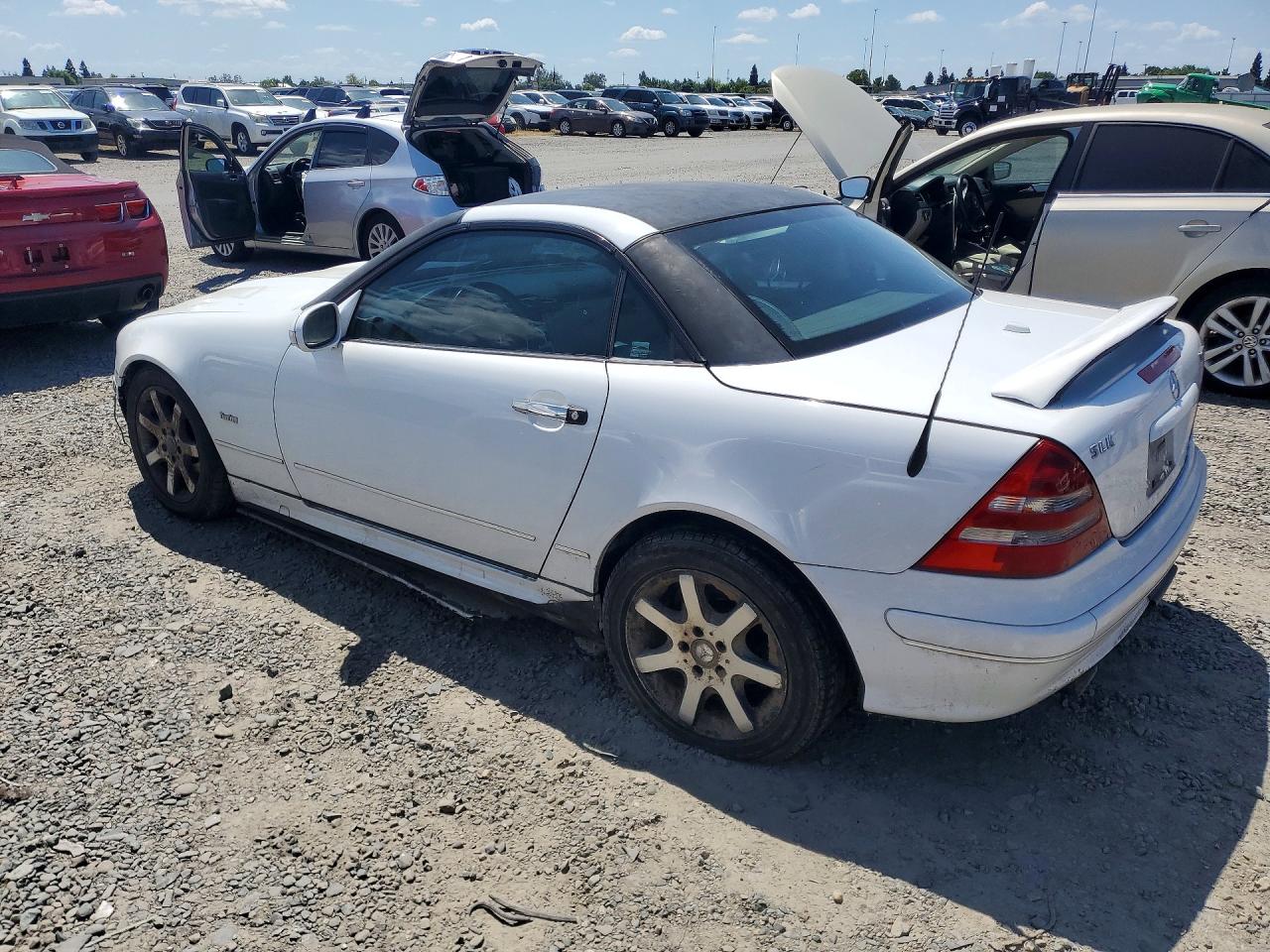 2001 Mercedes-benz Slk 230 Kompressor White vin: WDBKK49F61F189493