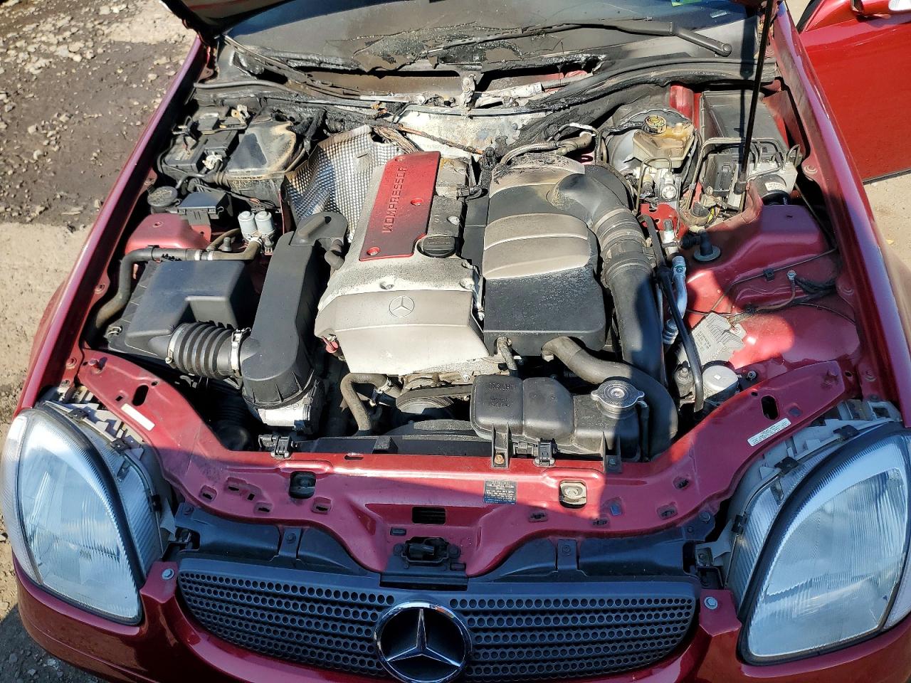 2001 Mercedes-benz Slk 230 Kompressor Red vin: WDBKK49F61F202310