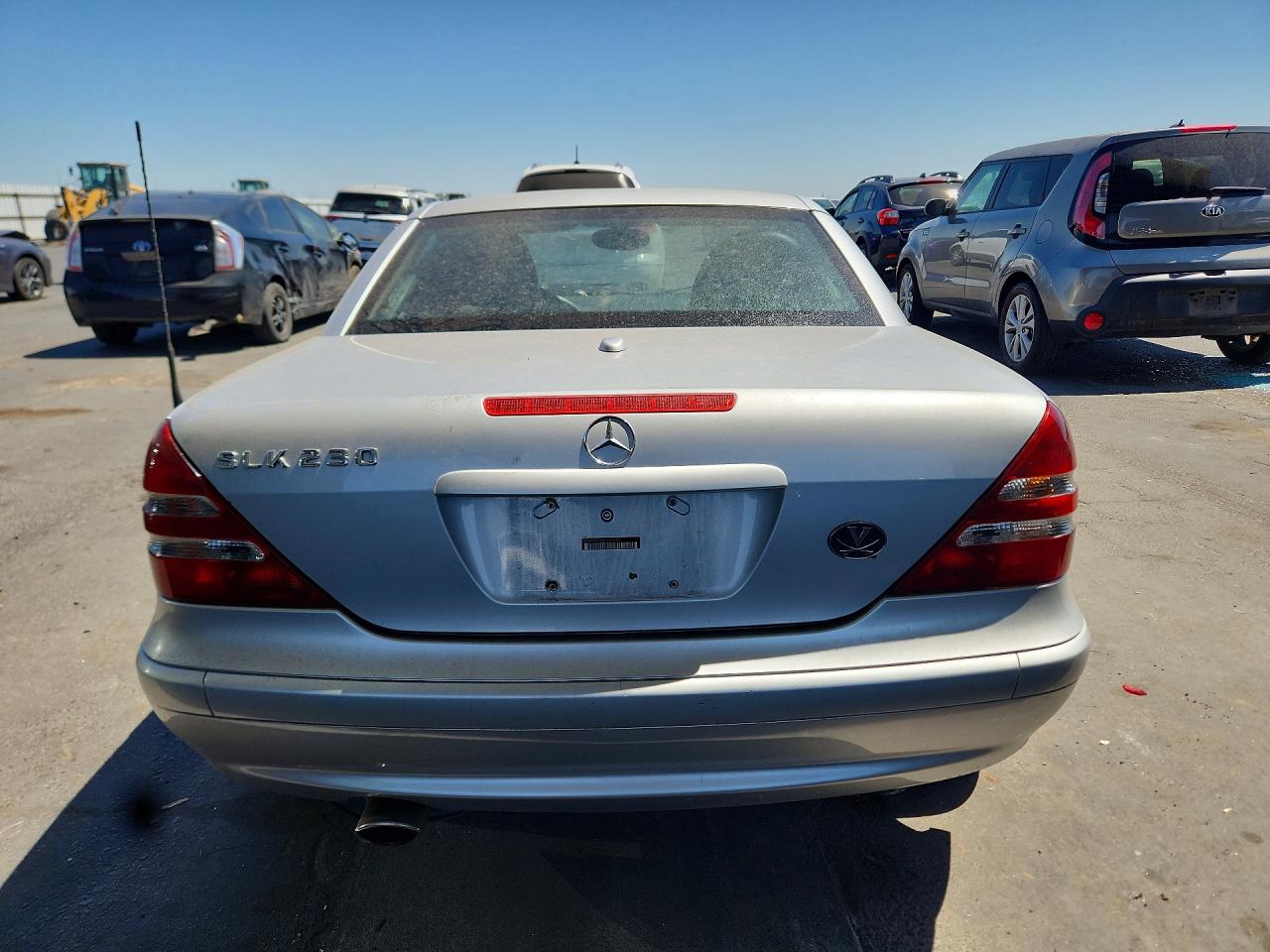 2002 Mercedes-benz Slk 230 Kompressor Silver vin: WDBKK49F62F252545