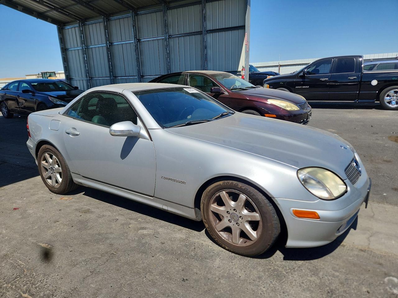 2002 Mercedes-benz Slk 230 Kompressor Silver vin: WDBKK49F62F252545