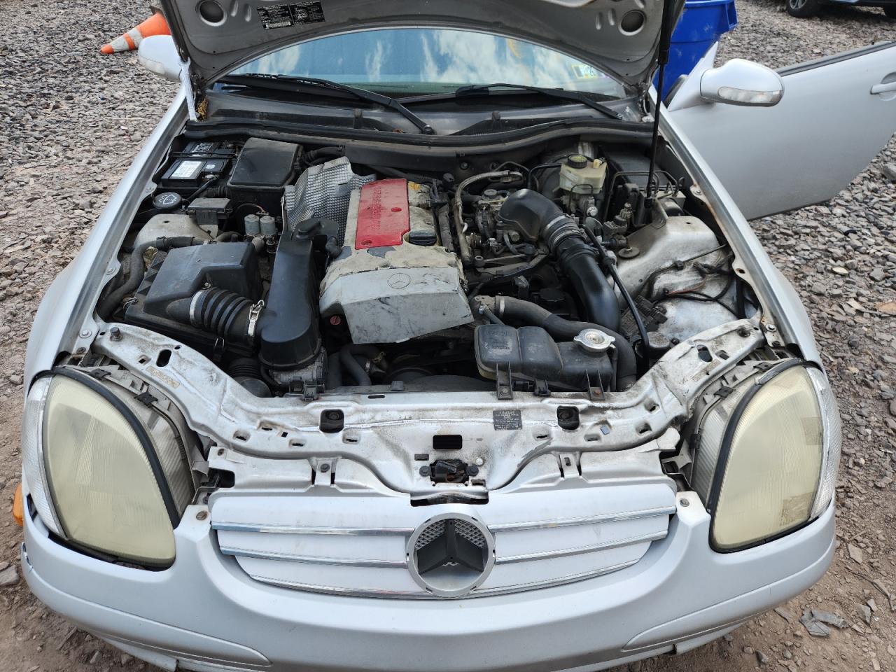 2001 Mercedes-benz Slk 230 Kompressor Silver vin: WDBKK49F71F223246