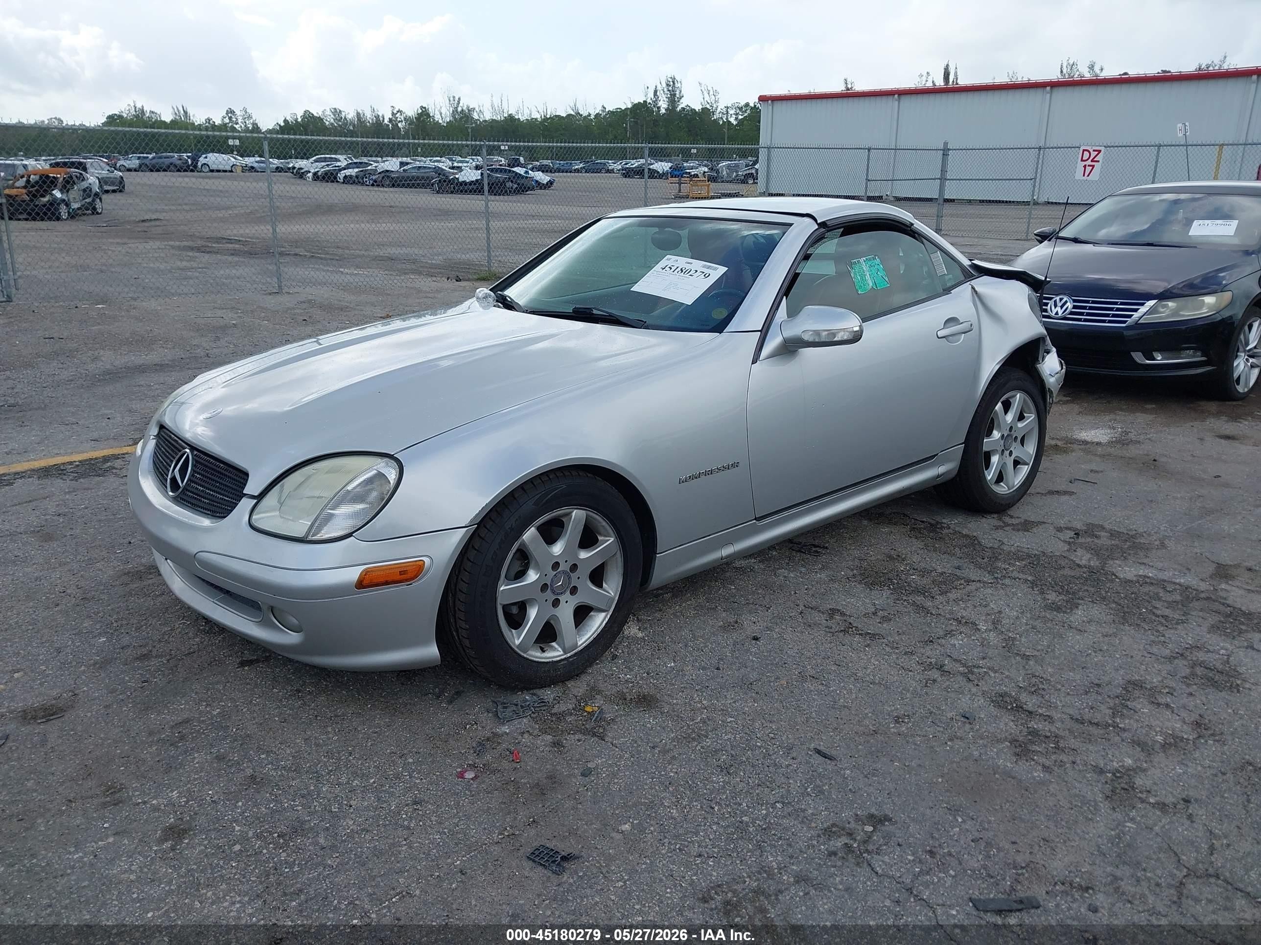 2001 Mercedes-benz Slk 230 Kompressor Silver vin: WDBKK49F71F227412