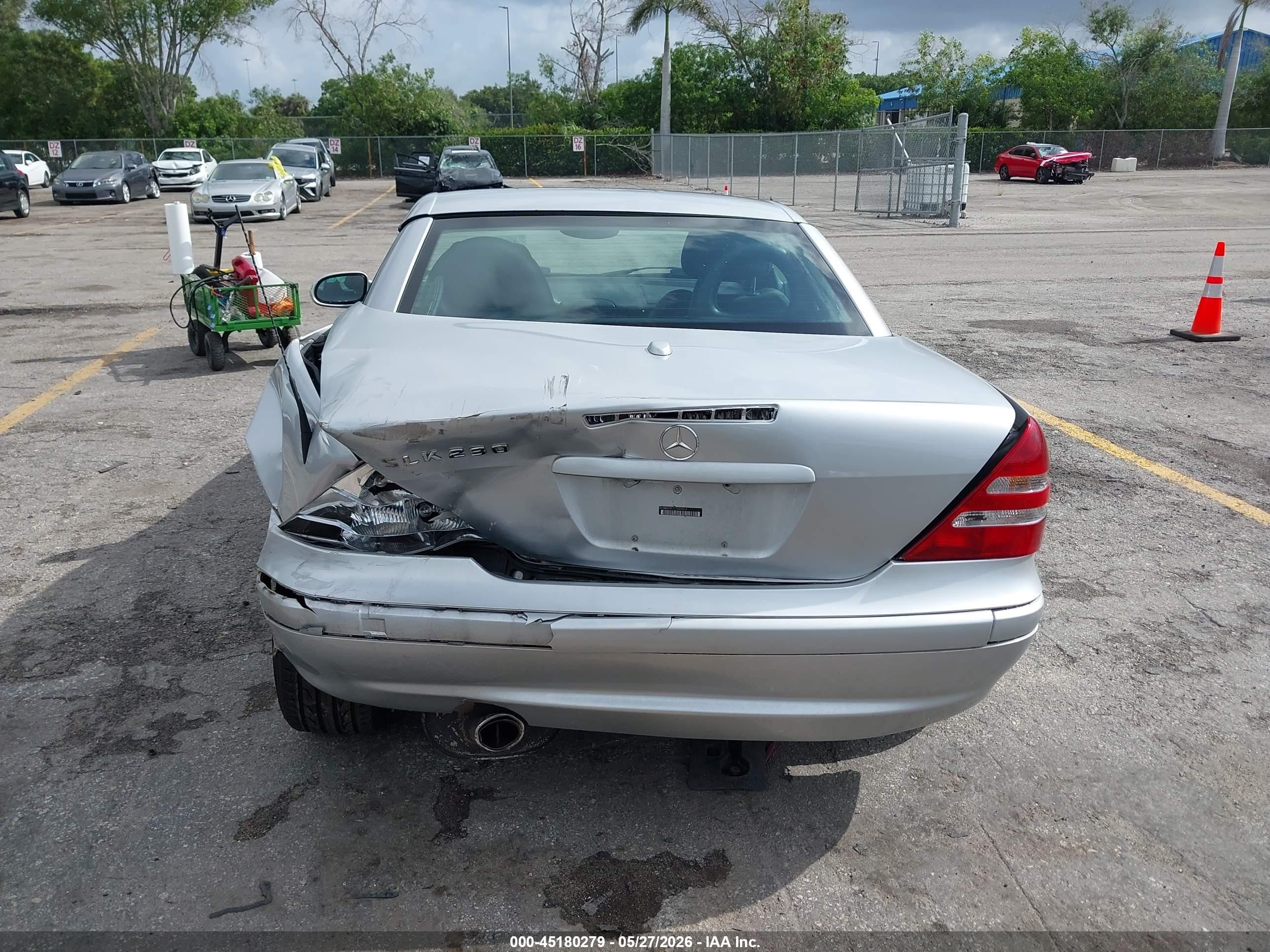 2001 Mercedes-benz Slk 230 Kompressor Silver vin: WDBKK49F71F227412