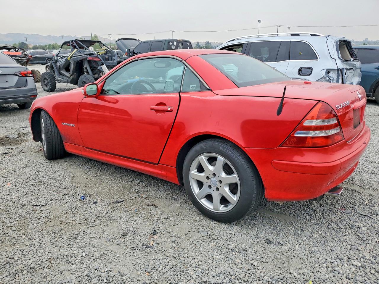 2001 Mercedes Benz Slk 230 Kompressor Red vin: WDBKK49F71F229516
