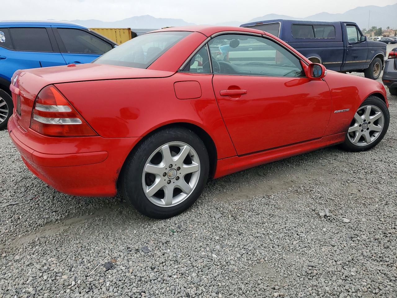 2001 Mercedes Benz Slk 230 Kompressor Red vin: WDBKK49F71F229516