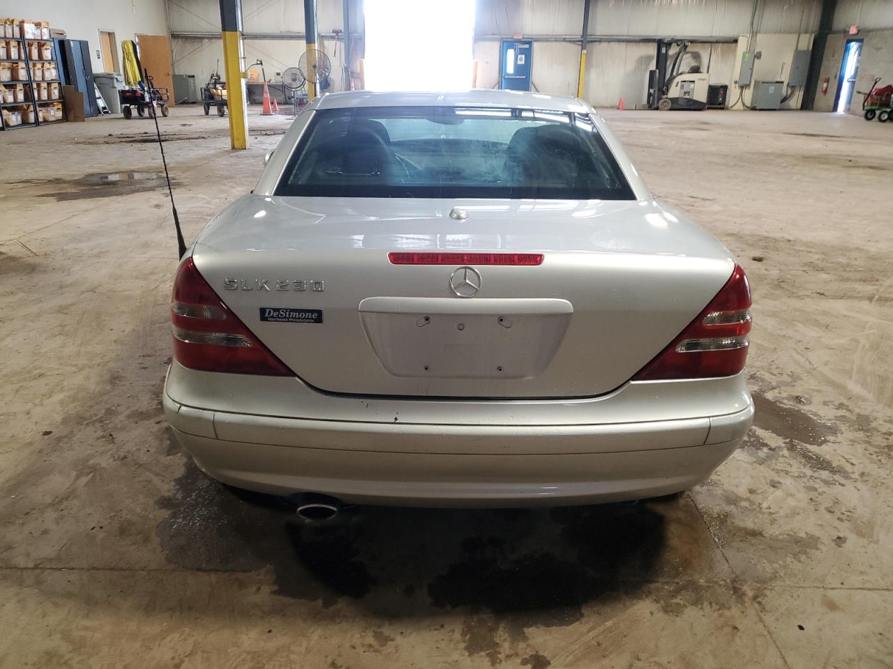 2004 Mercedes-benz Slk 230 Kompressor Silver vin: WDBKK49F74F301027