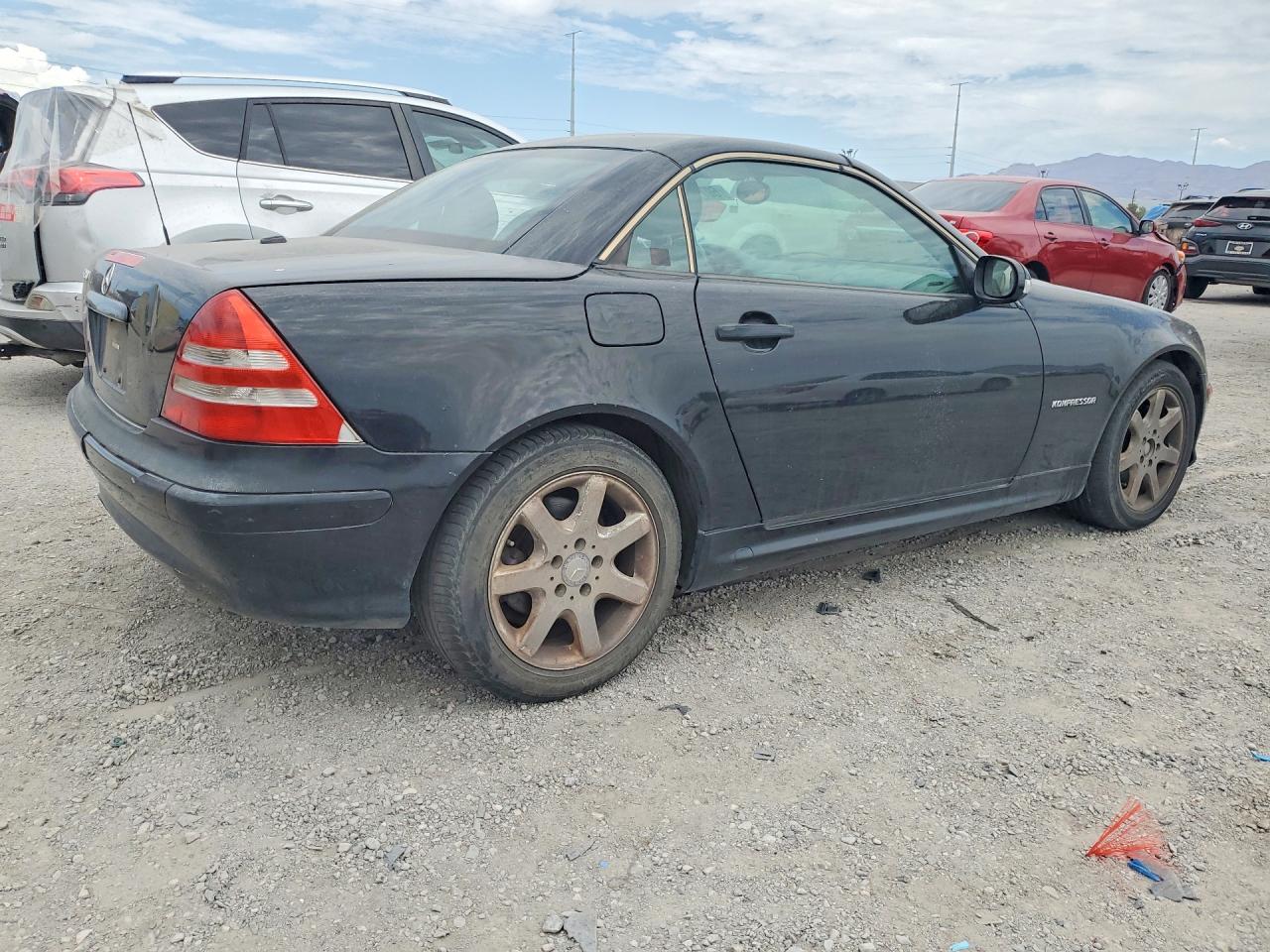 2001 Mercedes-benz Slk 230 Kompressor Black vin: WDBKK49F81F179032