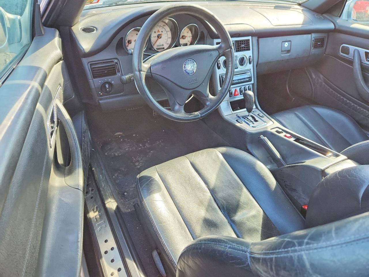 2001 Mercedes-benz Slk 230 Kompressor Silver vin: WDBKK49F81F185462