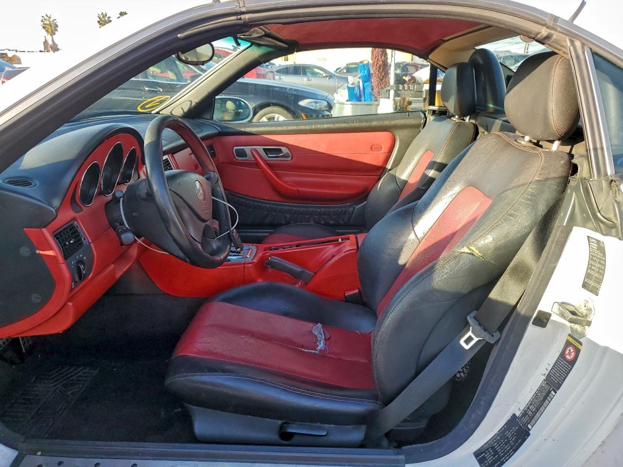 2001 Mercedes-benz Slk 230 Kompressor White vin: WDBKK49F81F197305