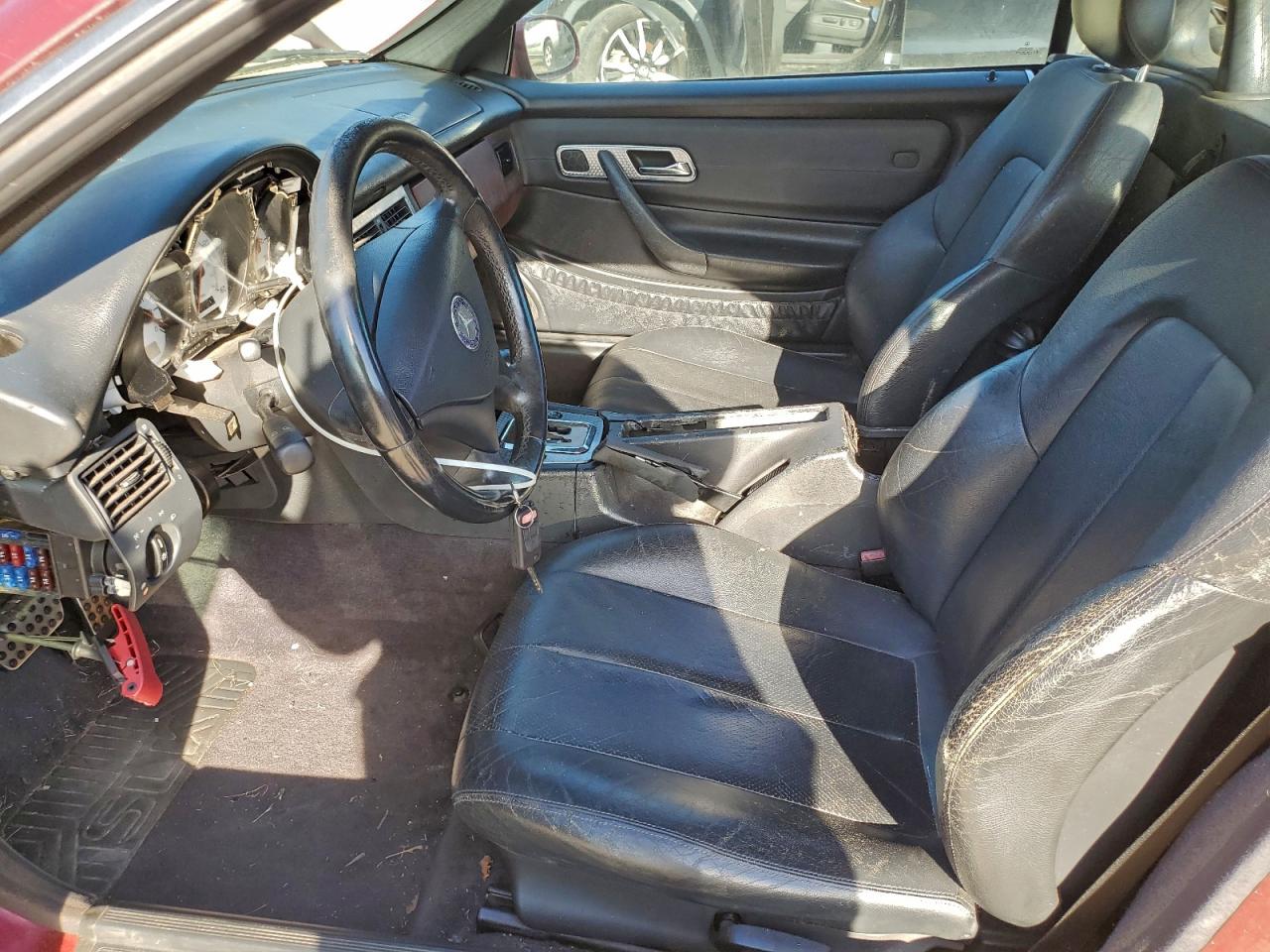 2001 Mercedes-benz Slk Red vin: WDBKK49F81F202762
