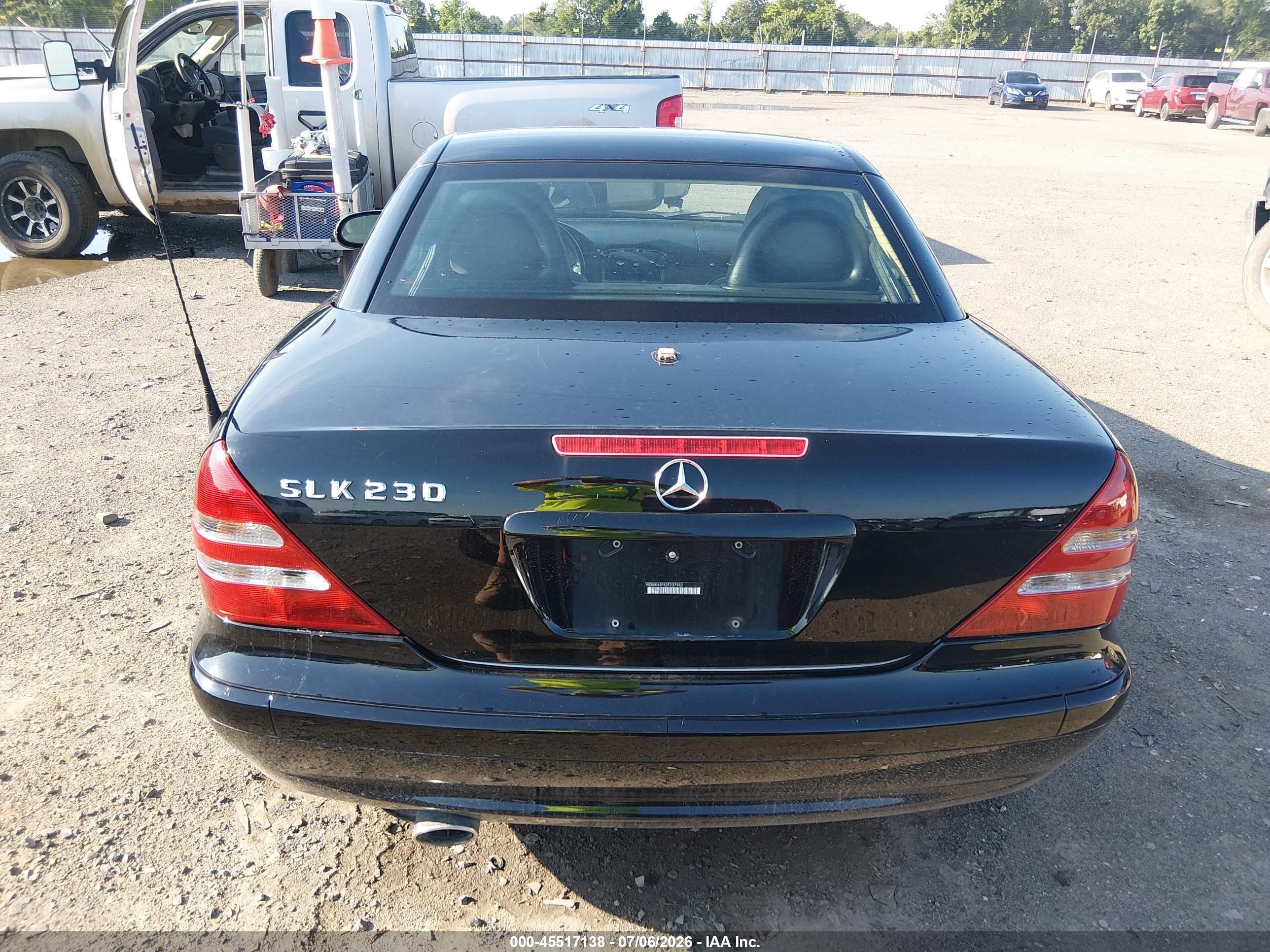 2002 Mercedes-benz Slk 230 Kompressor Black vin: WDBKK49F82F237982