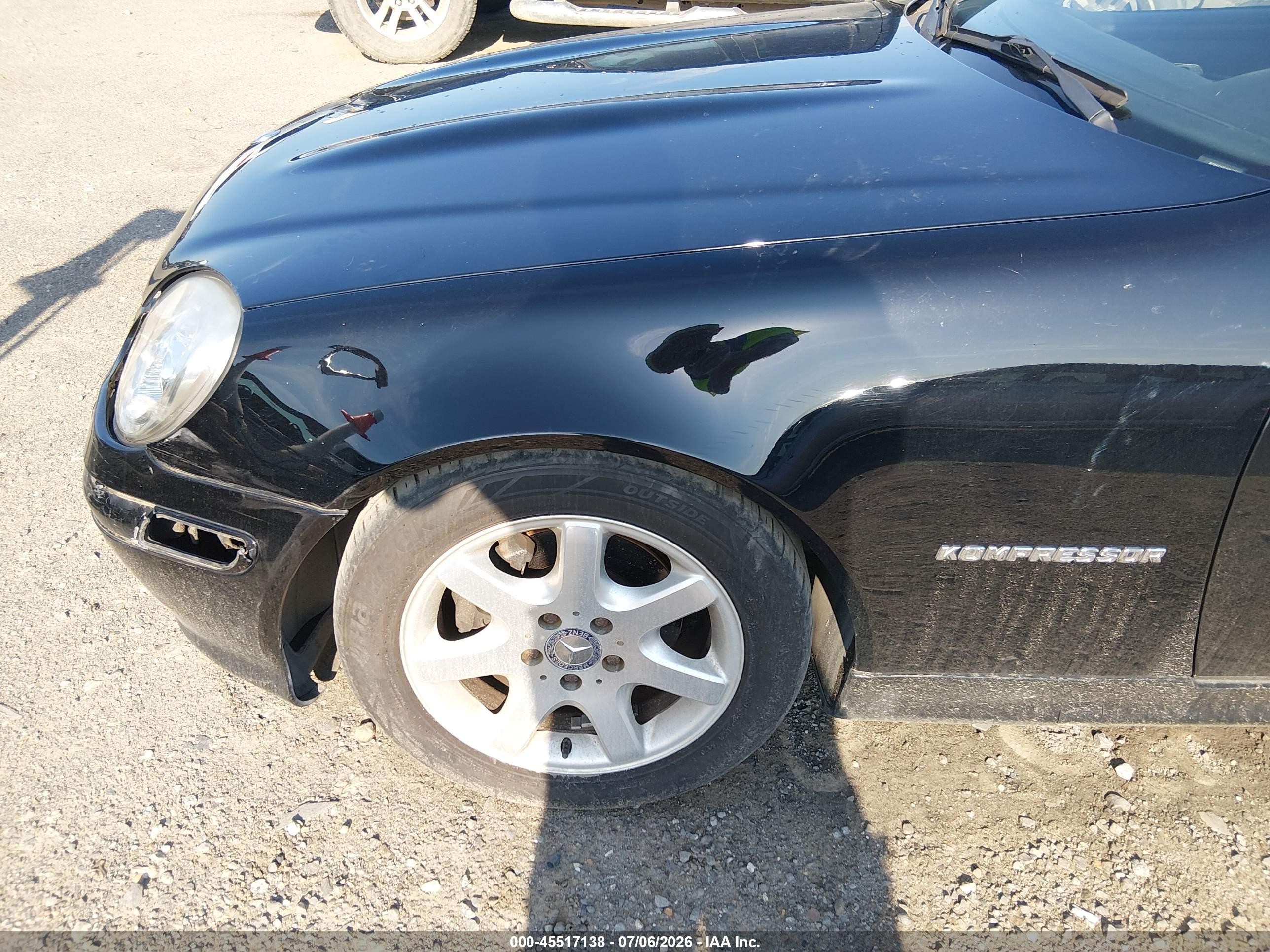 2002 Mercedes-benz Slk 230 Kompressor Black vin: WDBKK49F82F237982