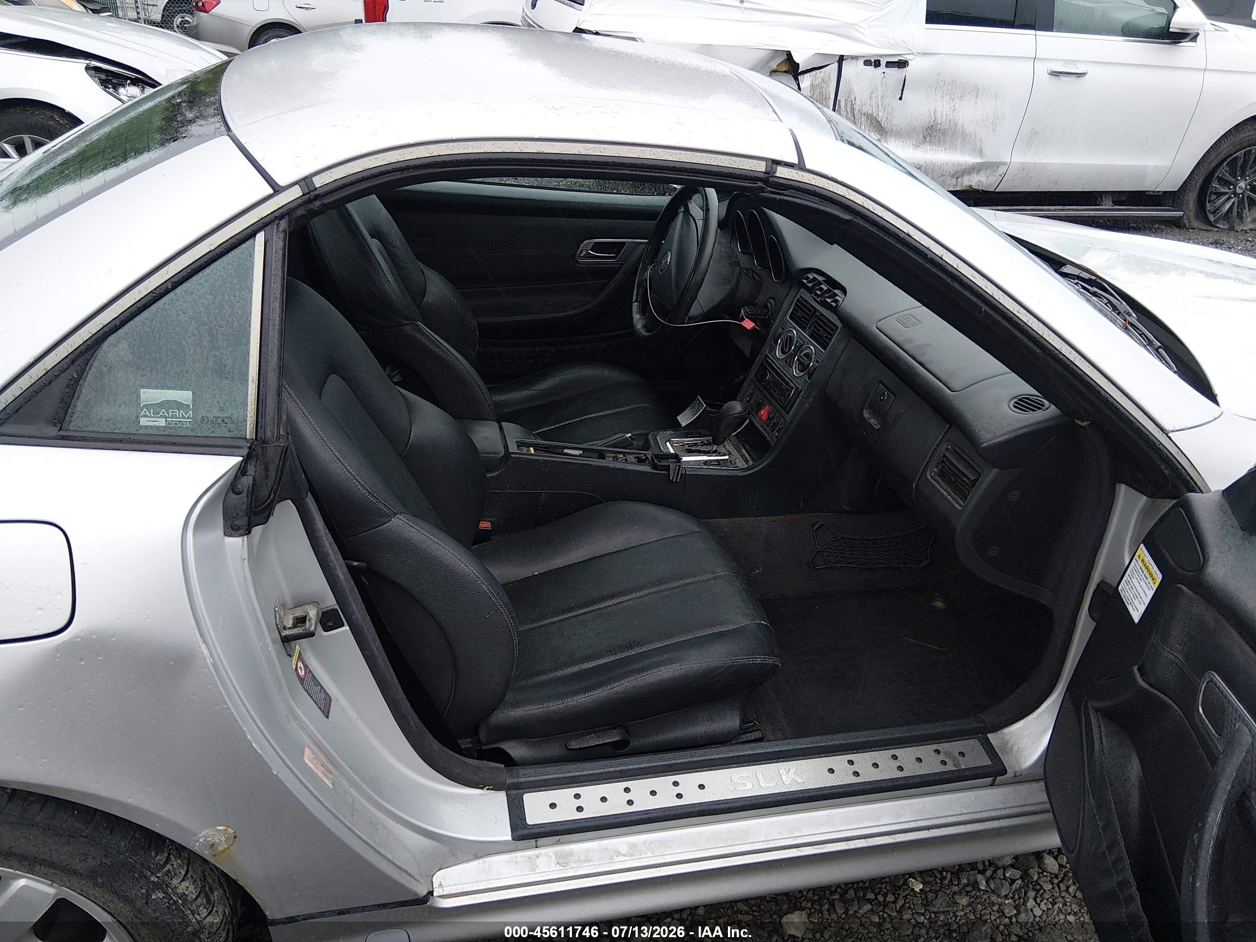 2004 Mercedes-benz Slk 230 Kompressor Silver vin: WDBKK49F84F298140
