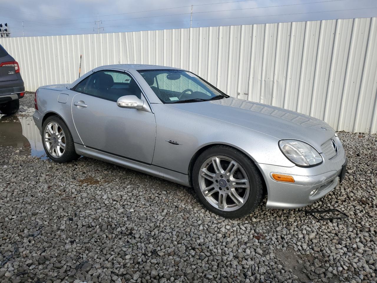 2004 Mercedes-benz Slk 230 Kompressor Silver vin: WDBKK49F84F306804