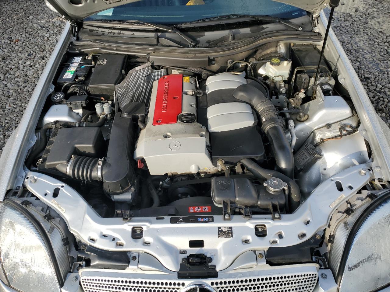 2004 Mercedes-benz Slk 230 Kompressor Silver vin: WDBKK49F84F306804