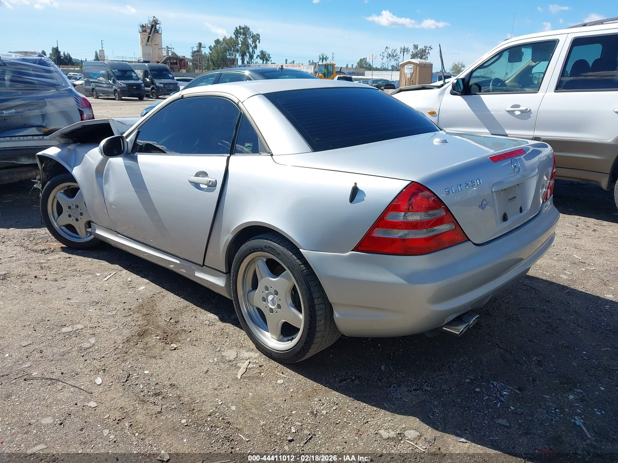 2001 Mercedes-benz Slk 230 Kompressor Silver vin: WDBKK49F91F182327