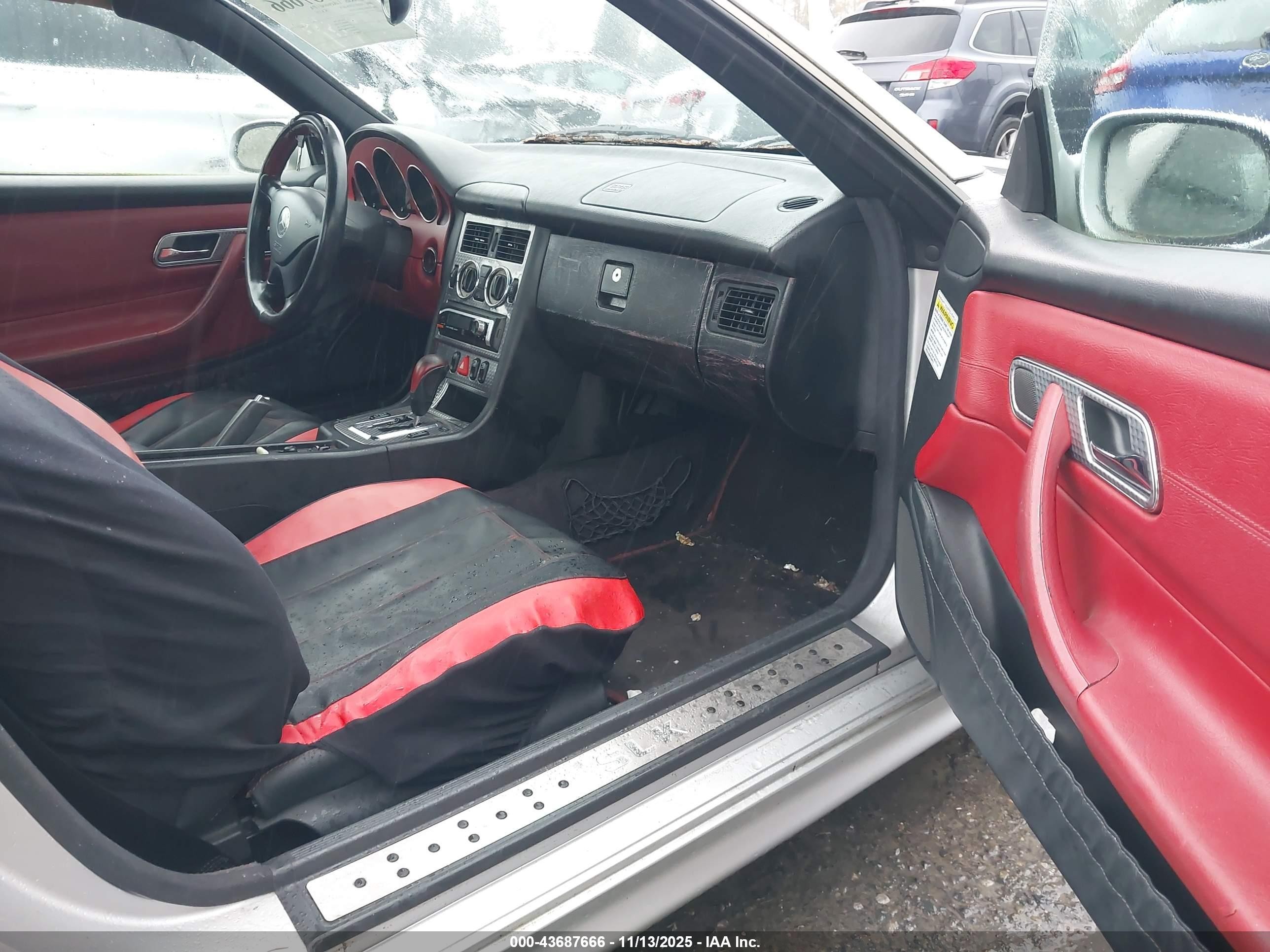 2001 Mercedes-benz Slk 230 Kompressor Silver vin: WDBKK49F91F193795