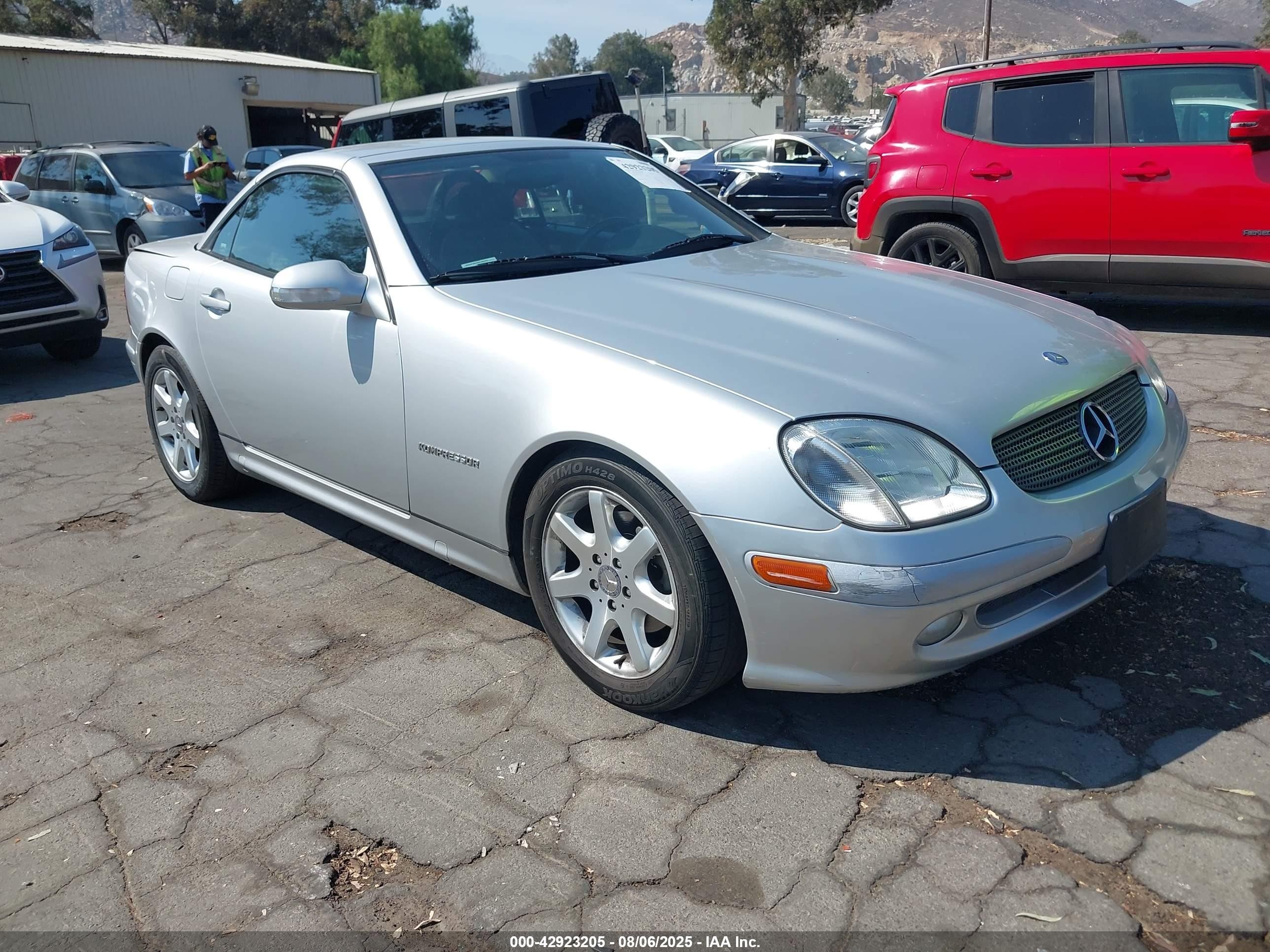 2001 Mercedes-benz Slk 230 Kompressor Silver vin: WDBKK49F91F221675