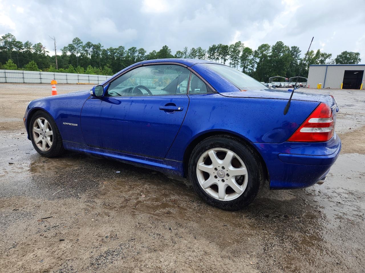 2002 Mercedes-benz Slk 230 Kompressor Blue vin: WDBKK49F92F269257