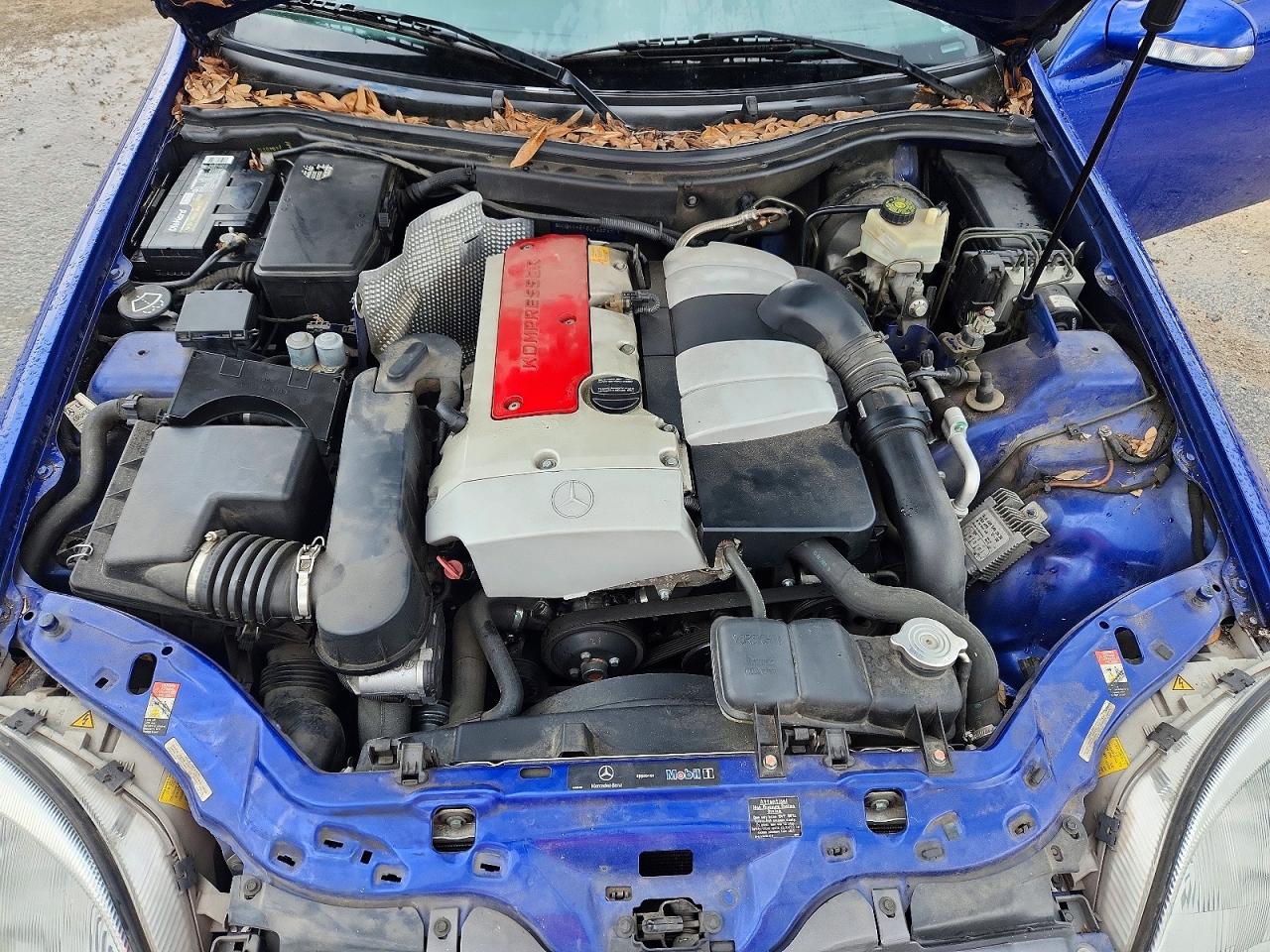 2002 Mercedes-benz Slk 230 Kompressor Blue vin: WDBKK49F92F269257