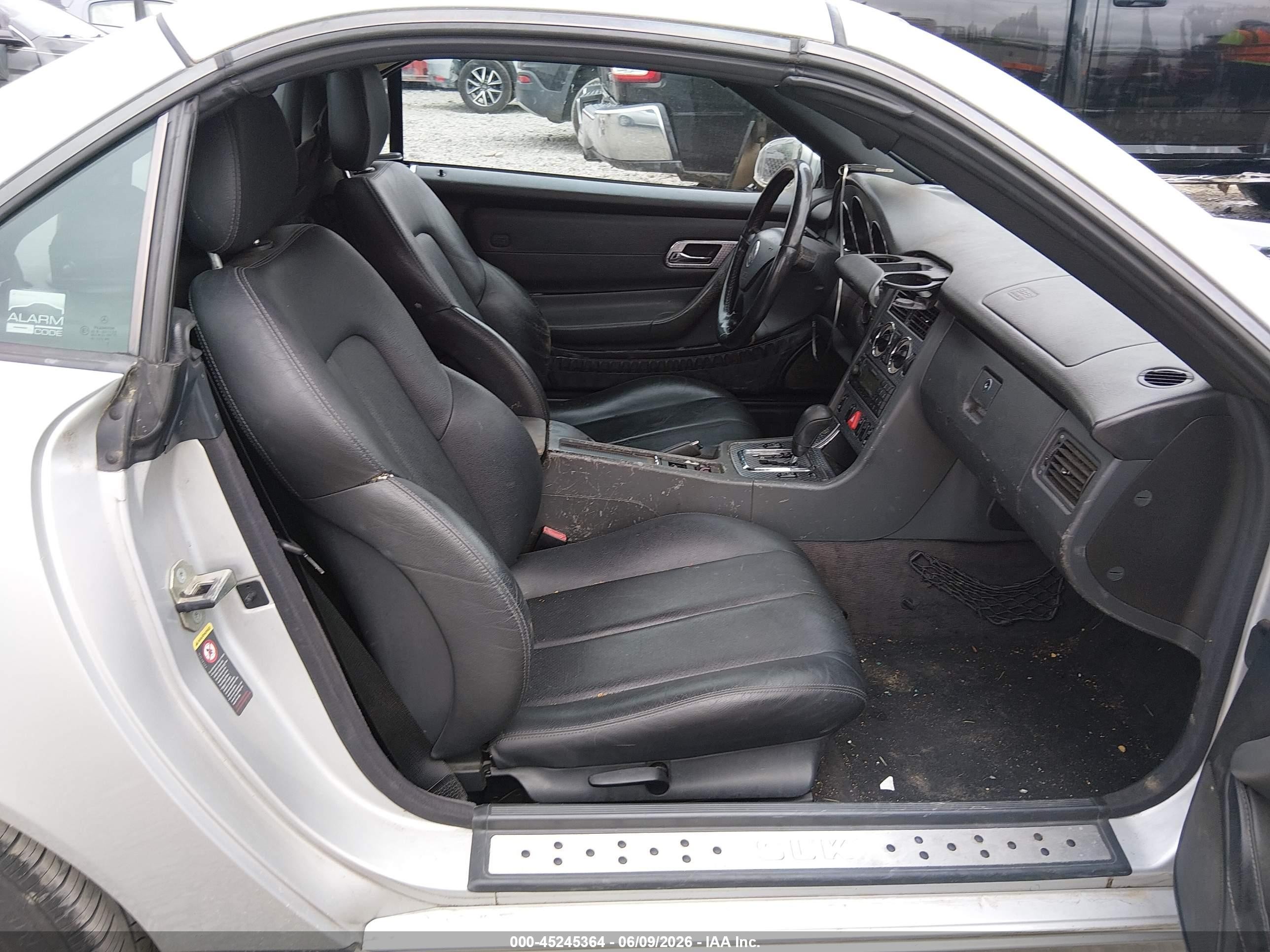 2003 Mercedes-benz Slk 230 Kompressor Silver vin: WDBKK49F93F274542