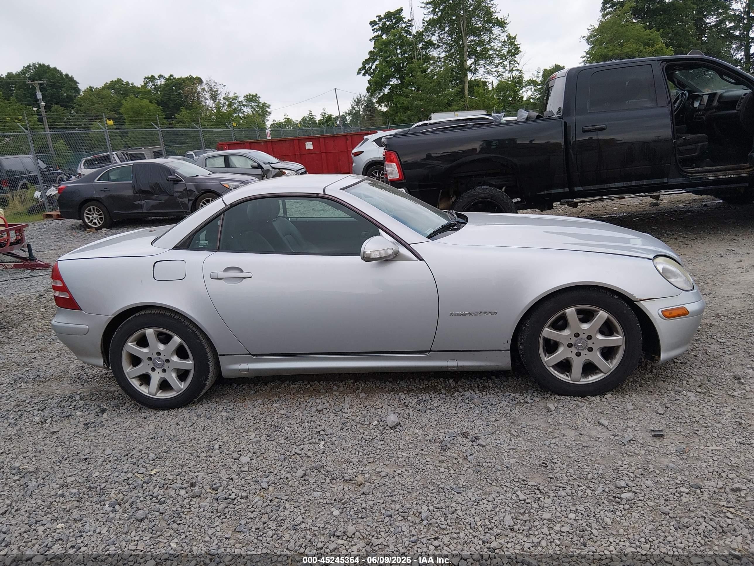 2003 Mercedes-benz Slk 230 Kompressor Silver vin: WDBKK49F93F274542