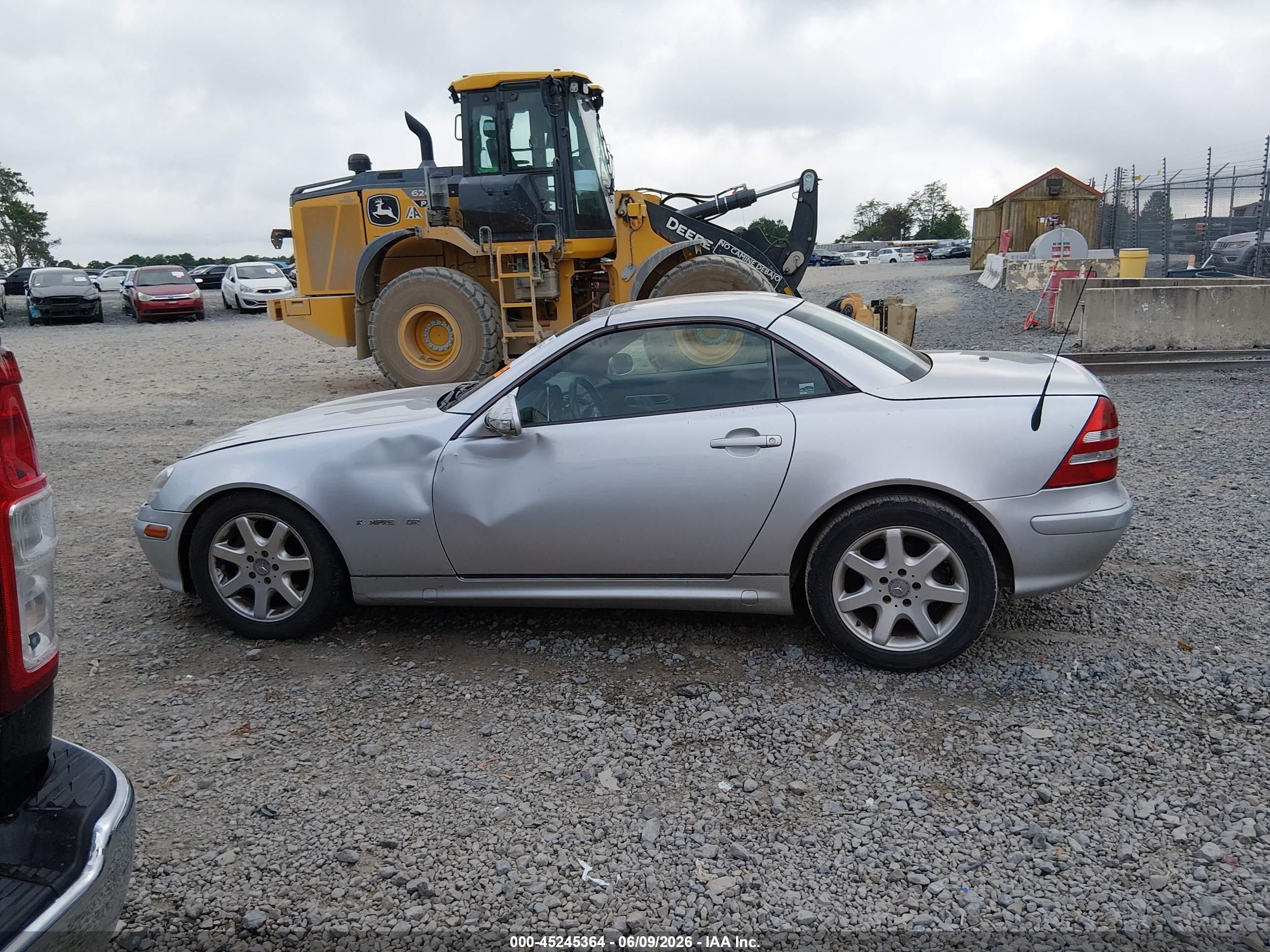 2003 Mercedes-benz Slk 230 Kompressor Silver vin: WDBKK49F93F274542