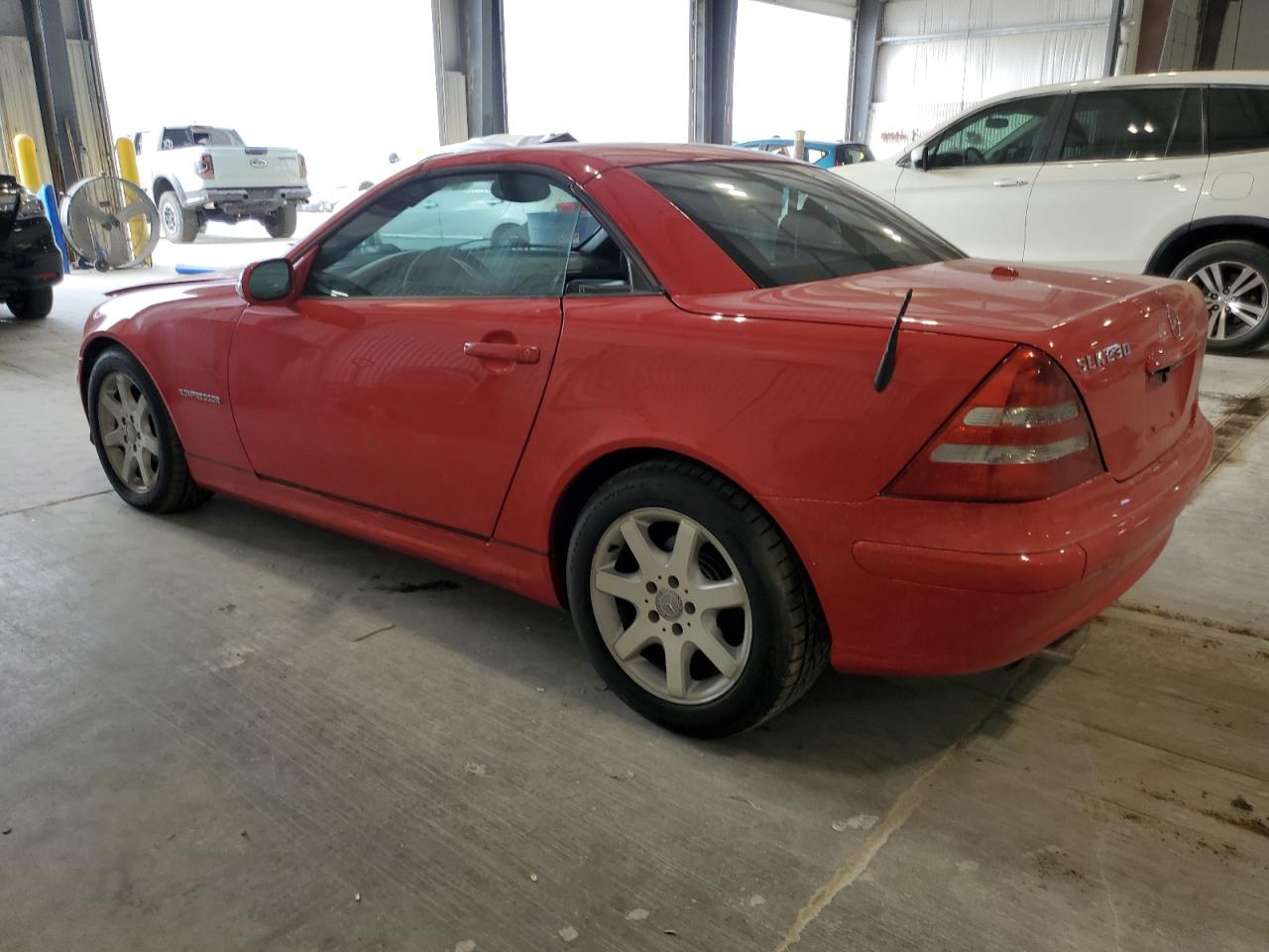 2004 Mercedes-benz Slk 230 Kompressor Red vin: WDBKK49F94F299314
