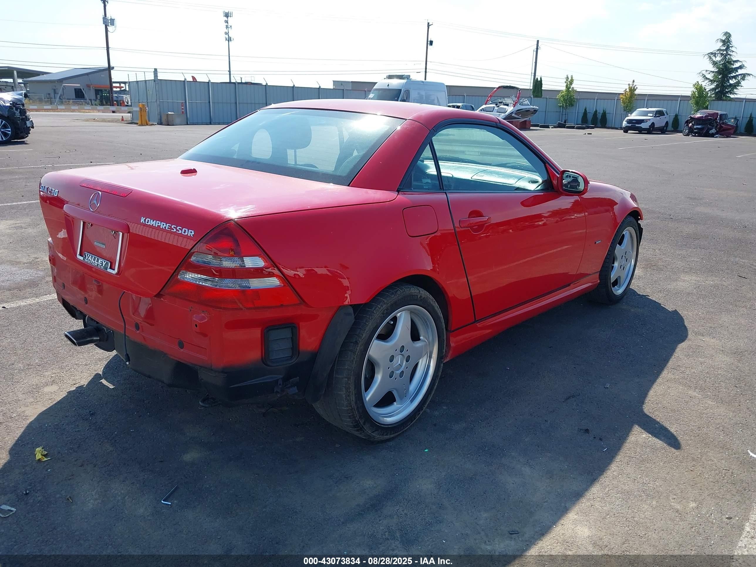 2001 Mercedes-benz Slk 230 Kompressor Red vin: WDBKK49FX1F171997