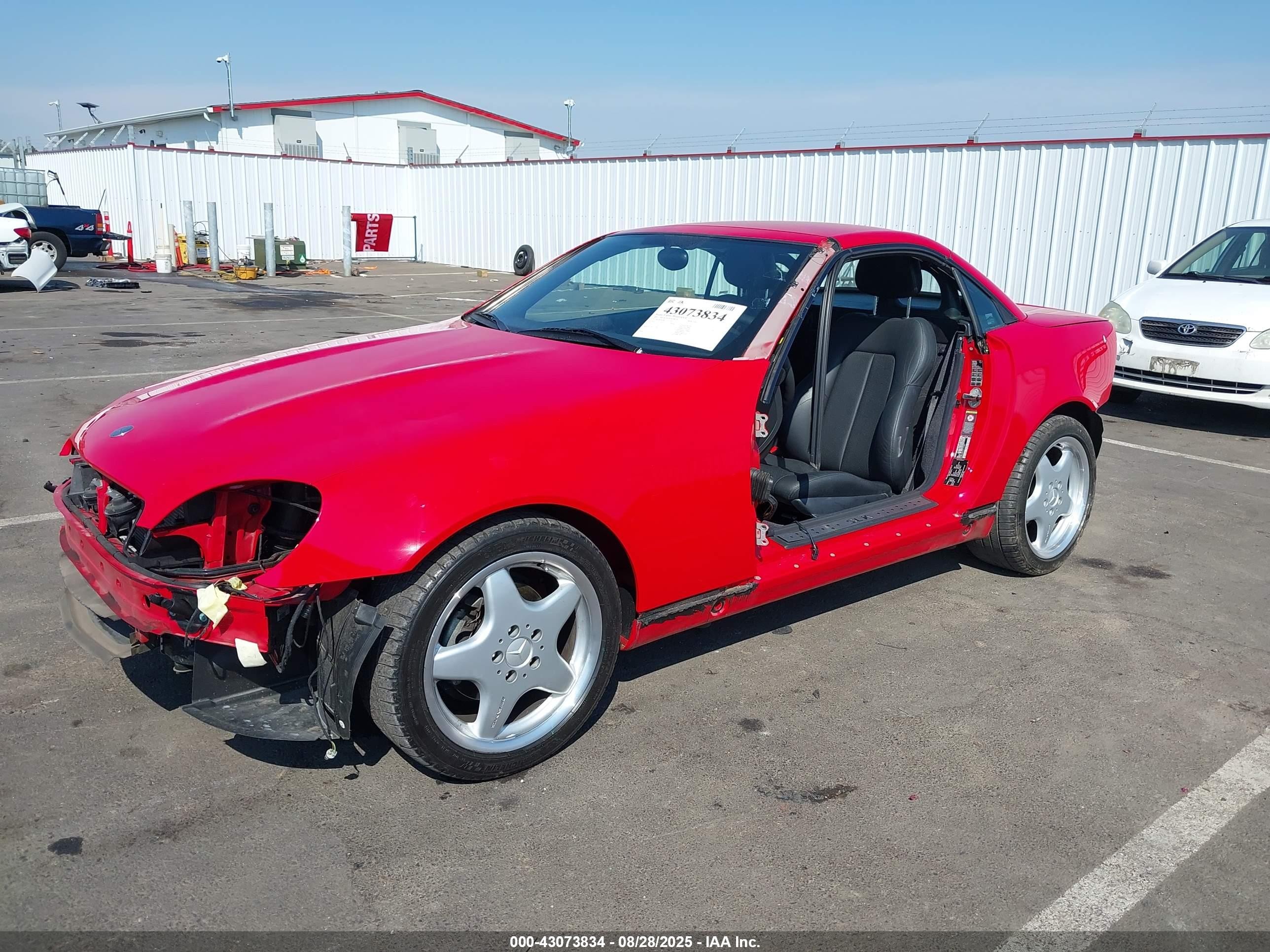 2001 Mercedes-benz Slk 230 Kompressor Red vin: WDBKK49FX1F171997
