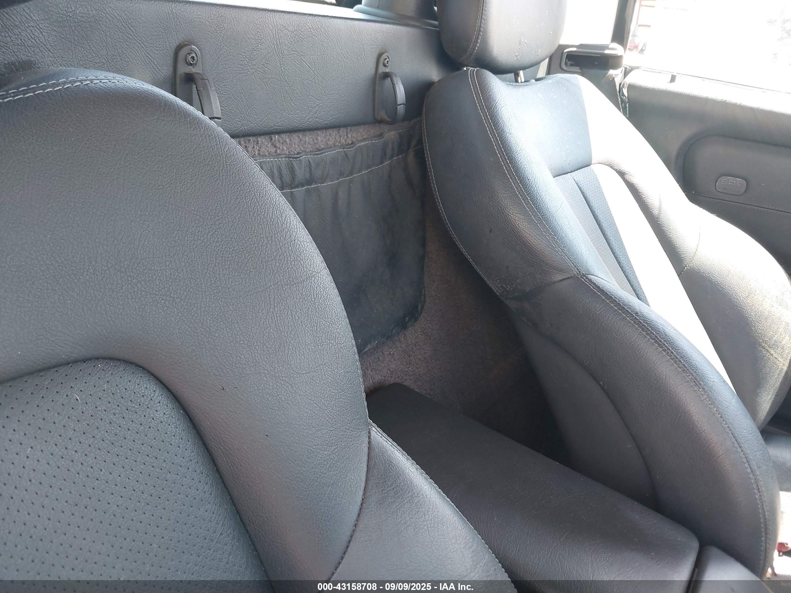 2001 Mercedes-benz Slk 320   Silver vin: WDBKK65F01F196487