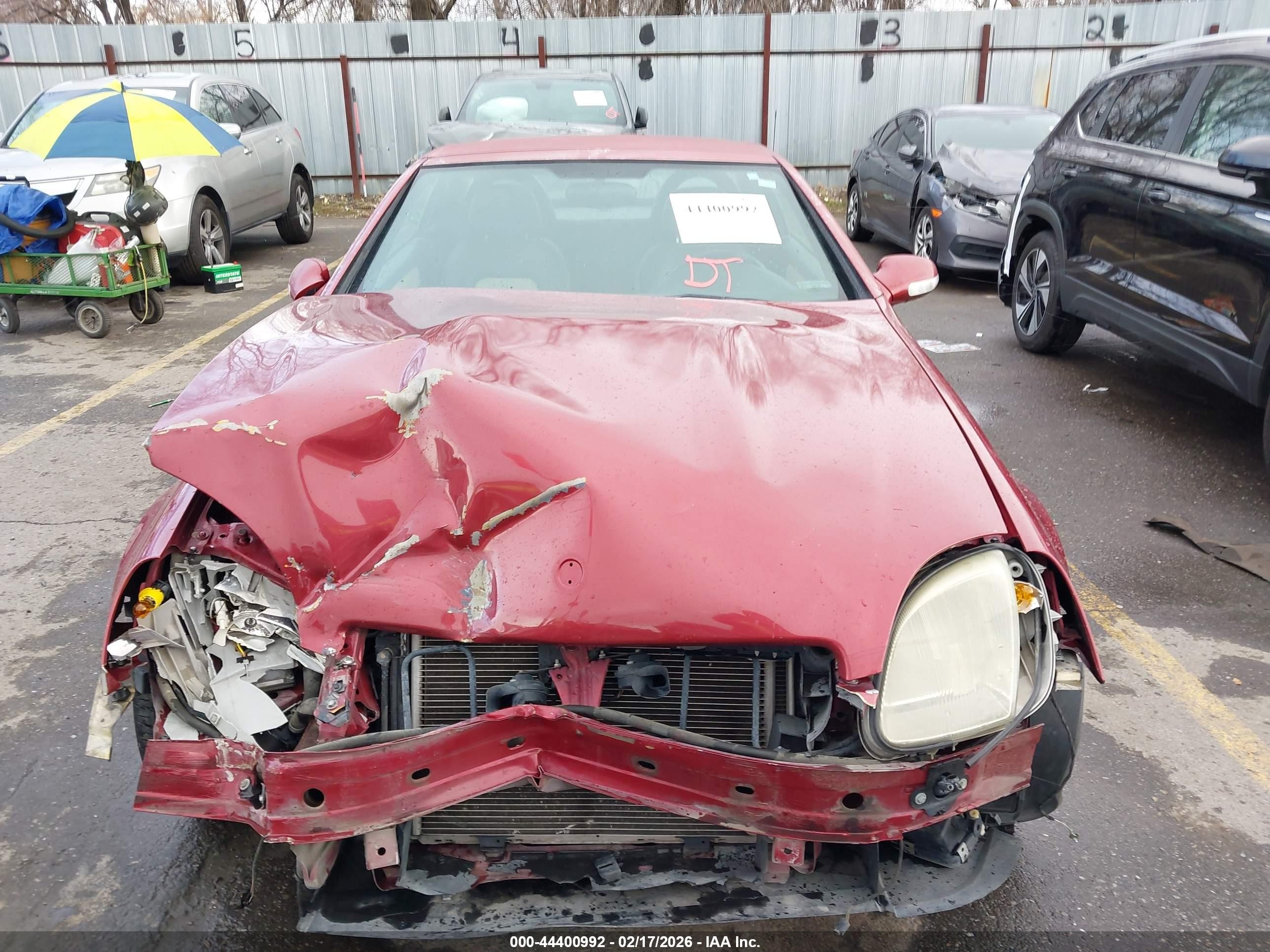 2001 Mercedes-benz Slk 320   Red vin: WDBKK65F01F198210