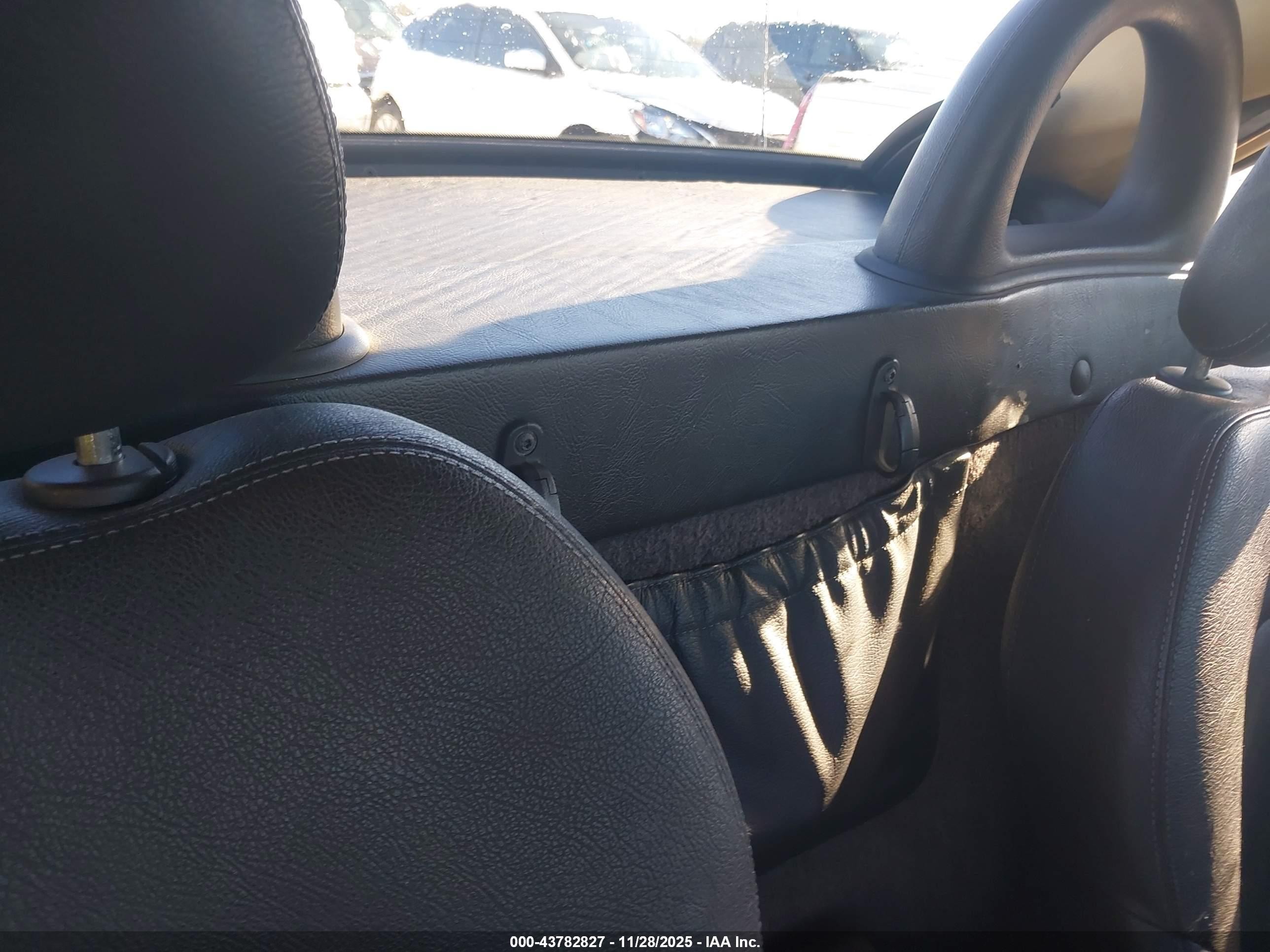 2001 Mercedes-benz Slk 320   Silver vin: WDBKK65F01F202756