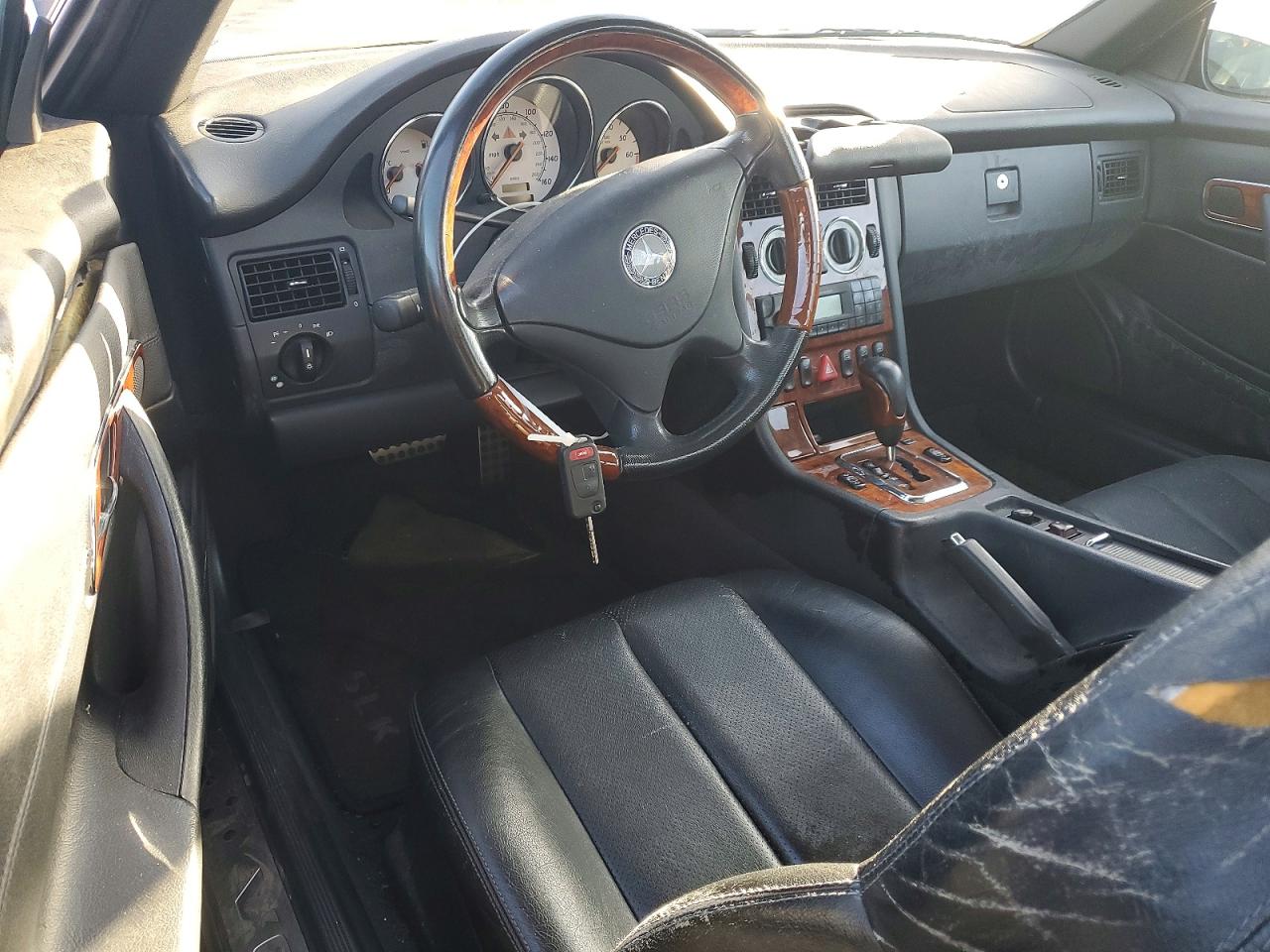 2001 Mercedes-benz Slk 320 Black vin: WDBKK65F01F213904