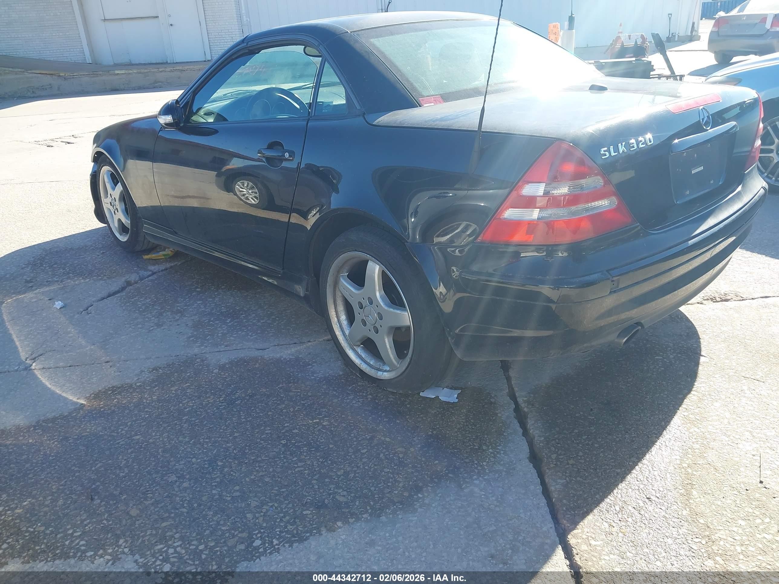 2002 Mercedes-benz Slk 320   Черный vin: WDBKK65F02F253191