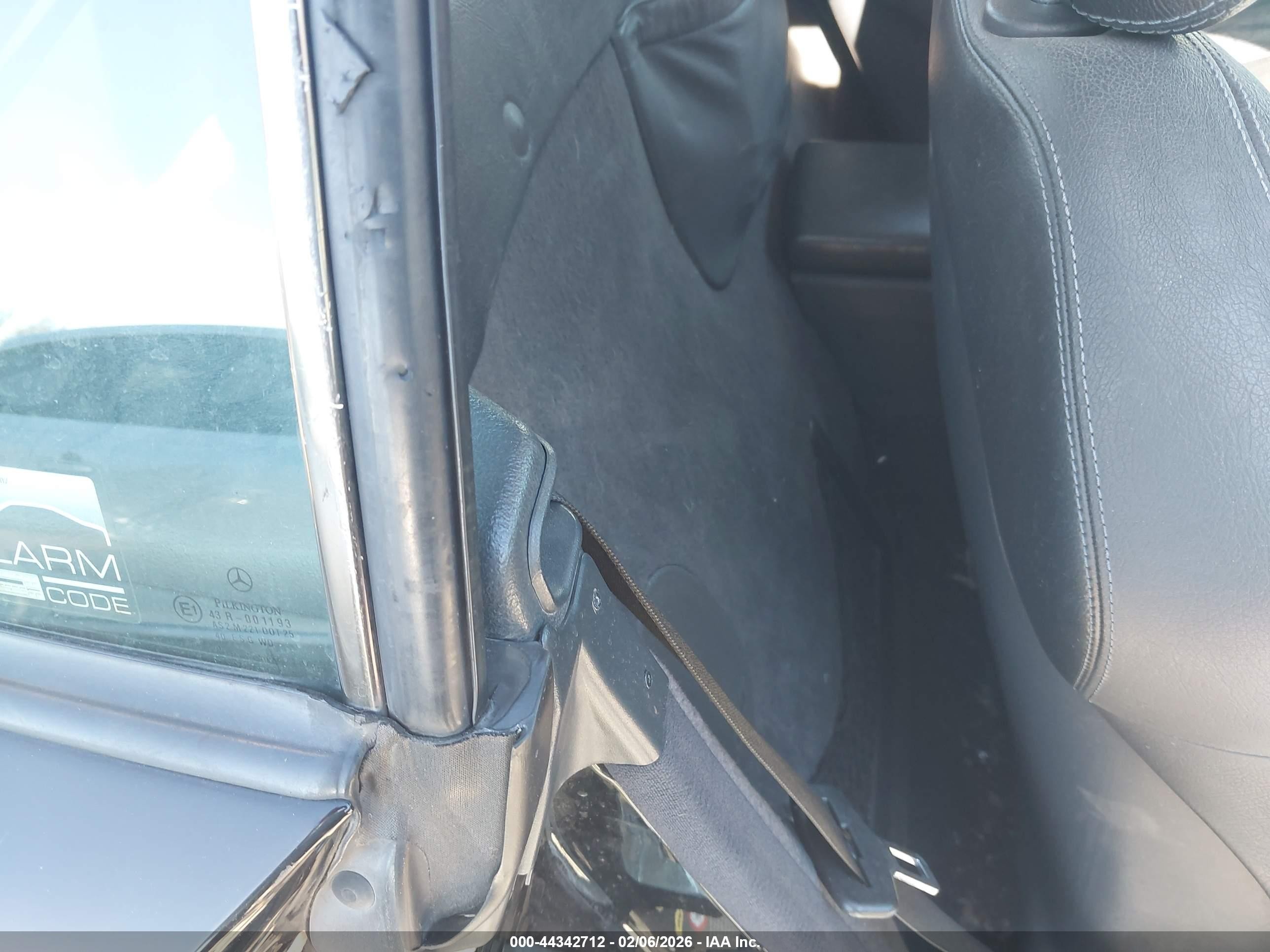 2002 Mercedes-benz Slk 320   Черный vin: WDBKK65F02F253191