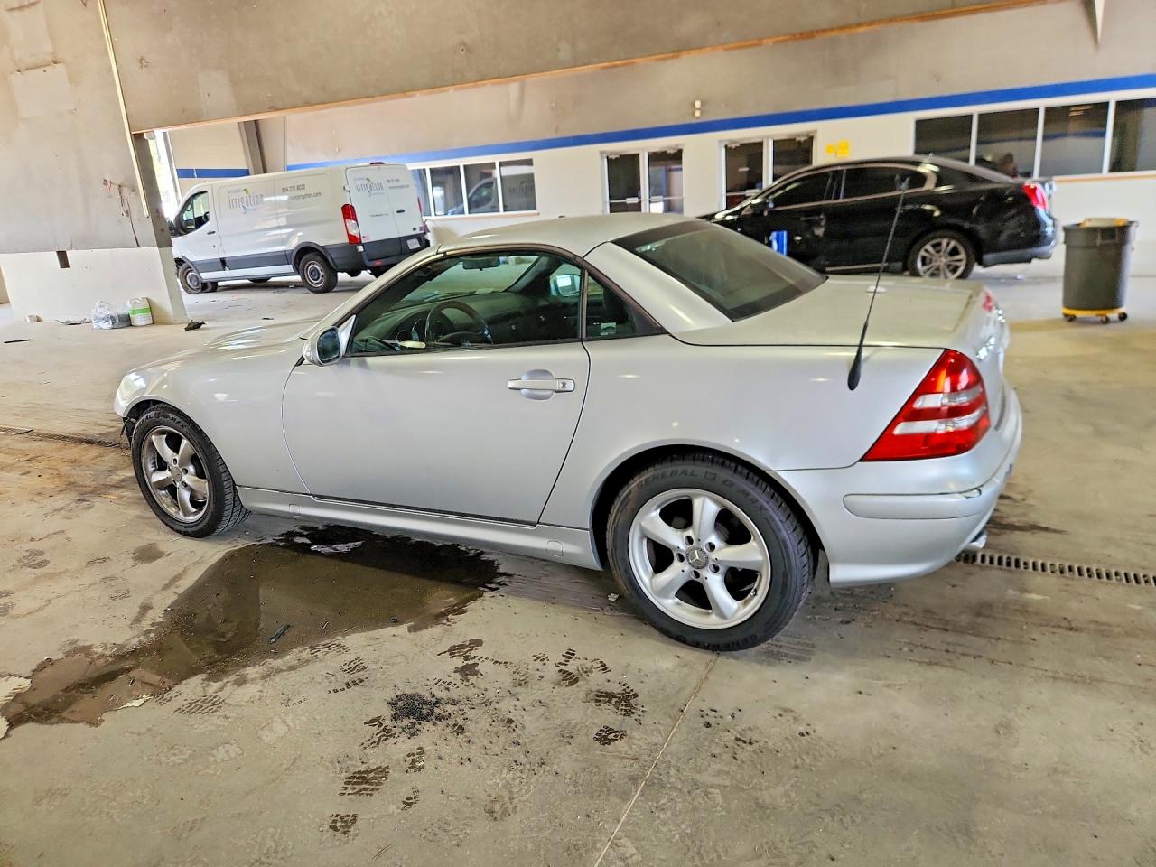 2002 Mercedes-benz Slk 320 Silver vin: WDBKK65F02F262800